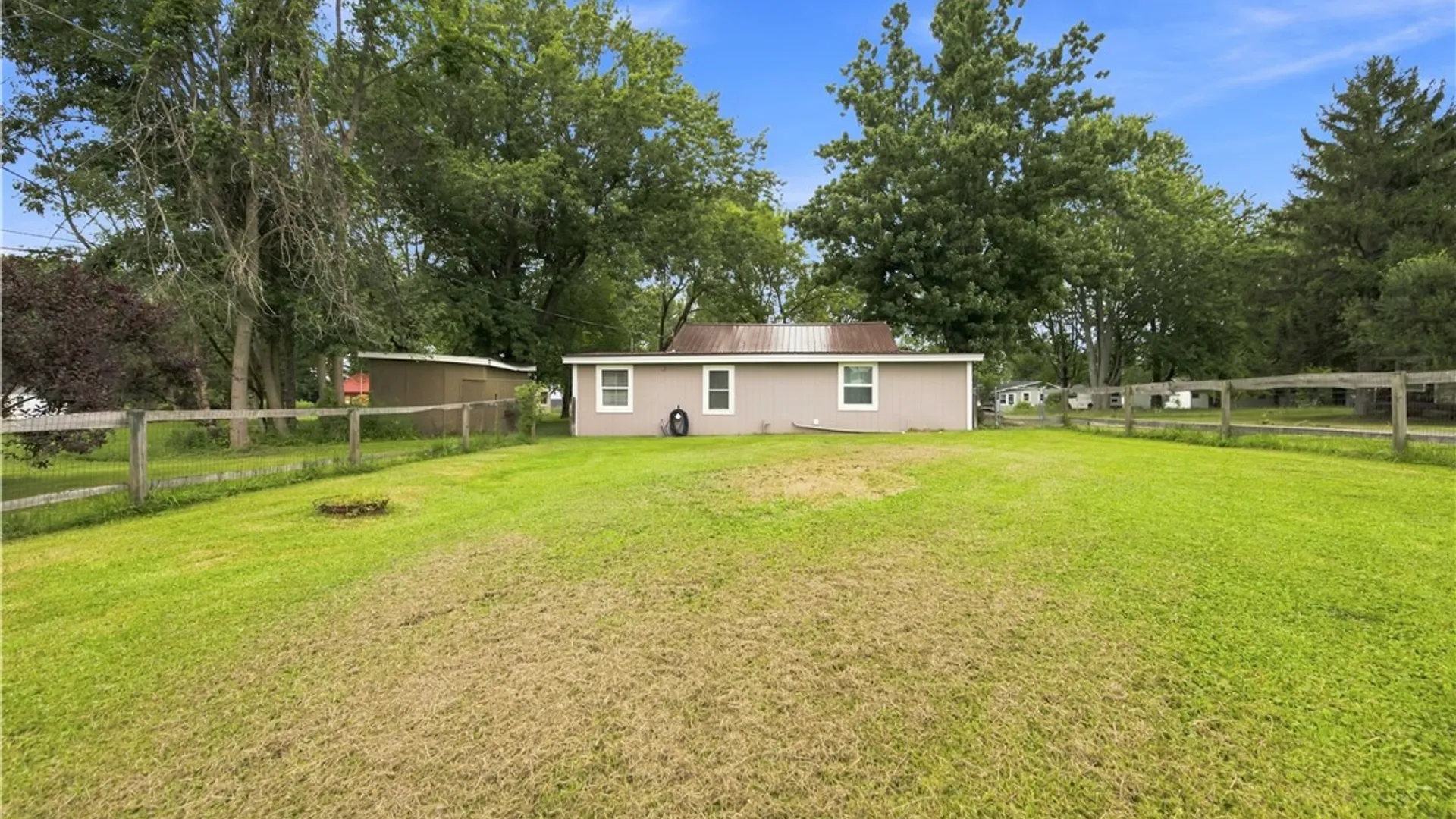 Property at 930 Sunset Beach Road, Carlton, NY 14571 23