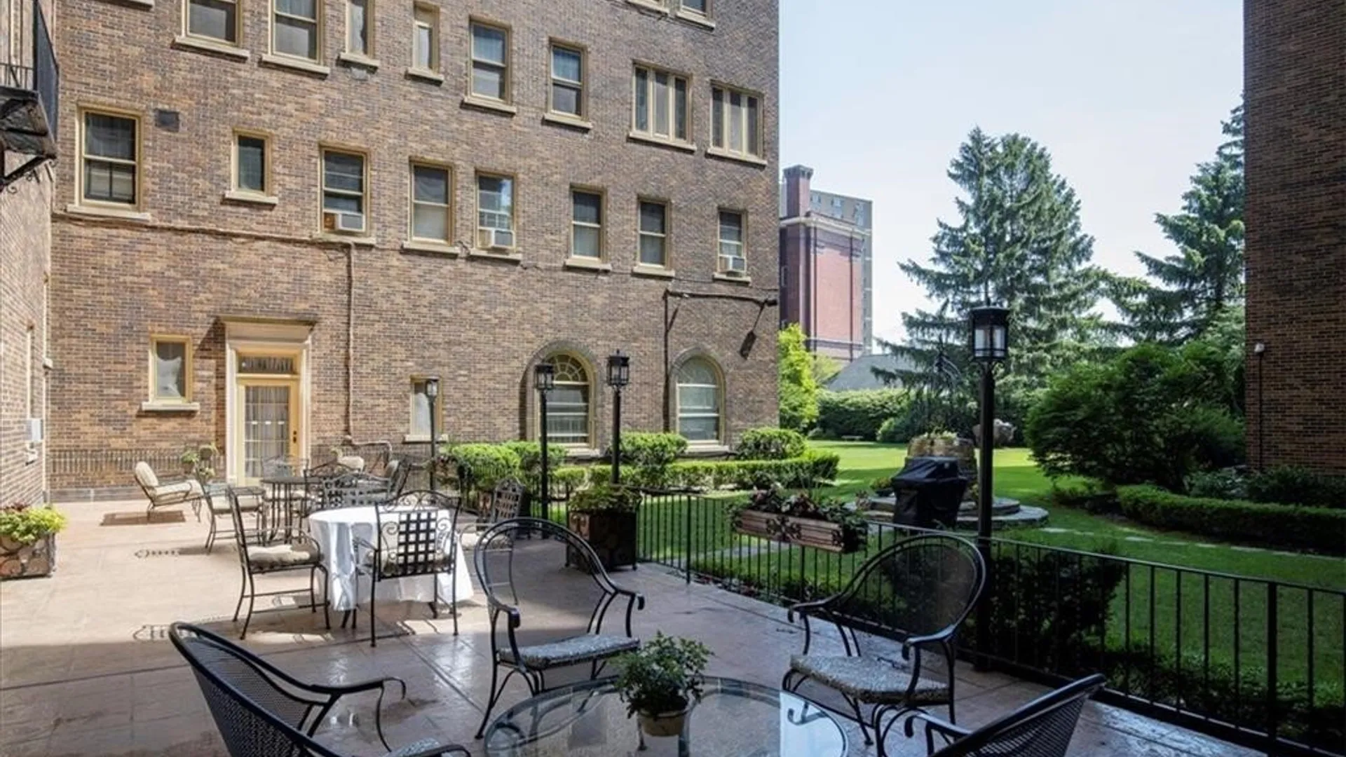 Property at 925 Delaware Avenue, Buffalo, NY 14209 19