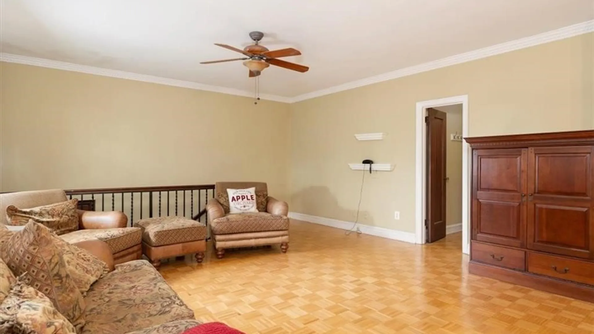 Property at 925 Delaware Avenue, Buffalo, NY 14209 4