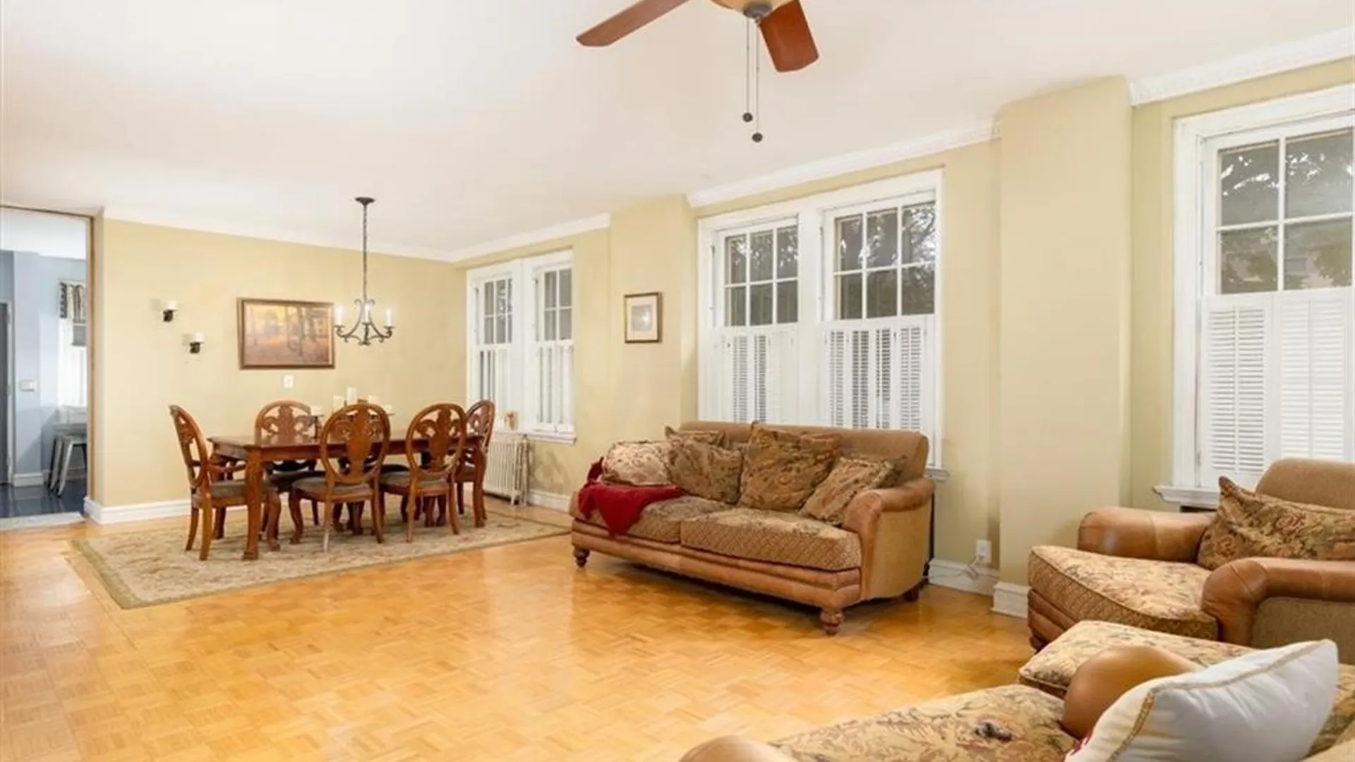 Property at 925 Delaware Avenue, Buffalo, NY 14209 6
