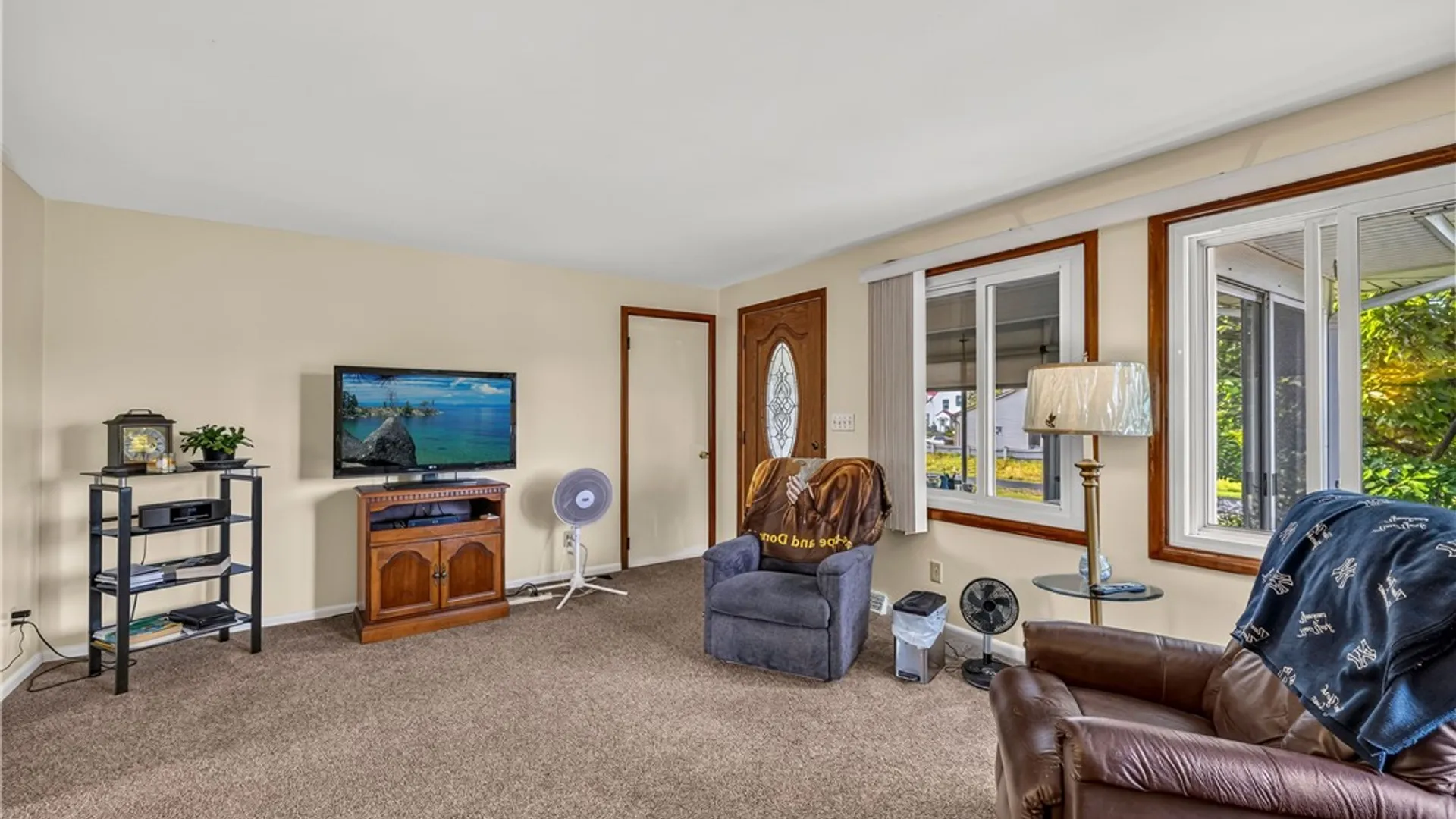 Property at 1608 Orchard Park Road, West Seneca, NY 14224 7