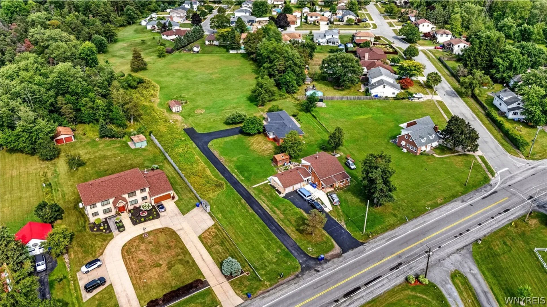 Property at 1608 Orchard Park Road, West Seneca, NY 14224 12