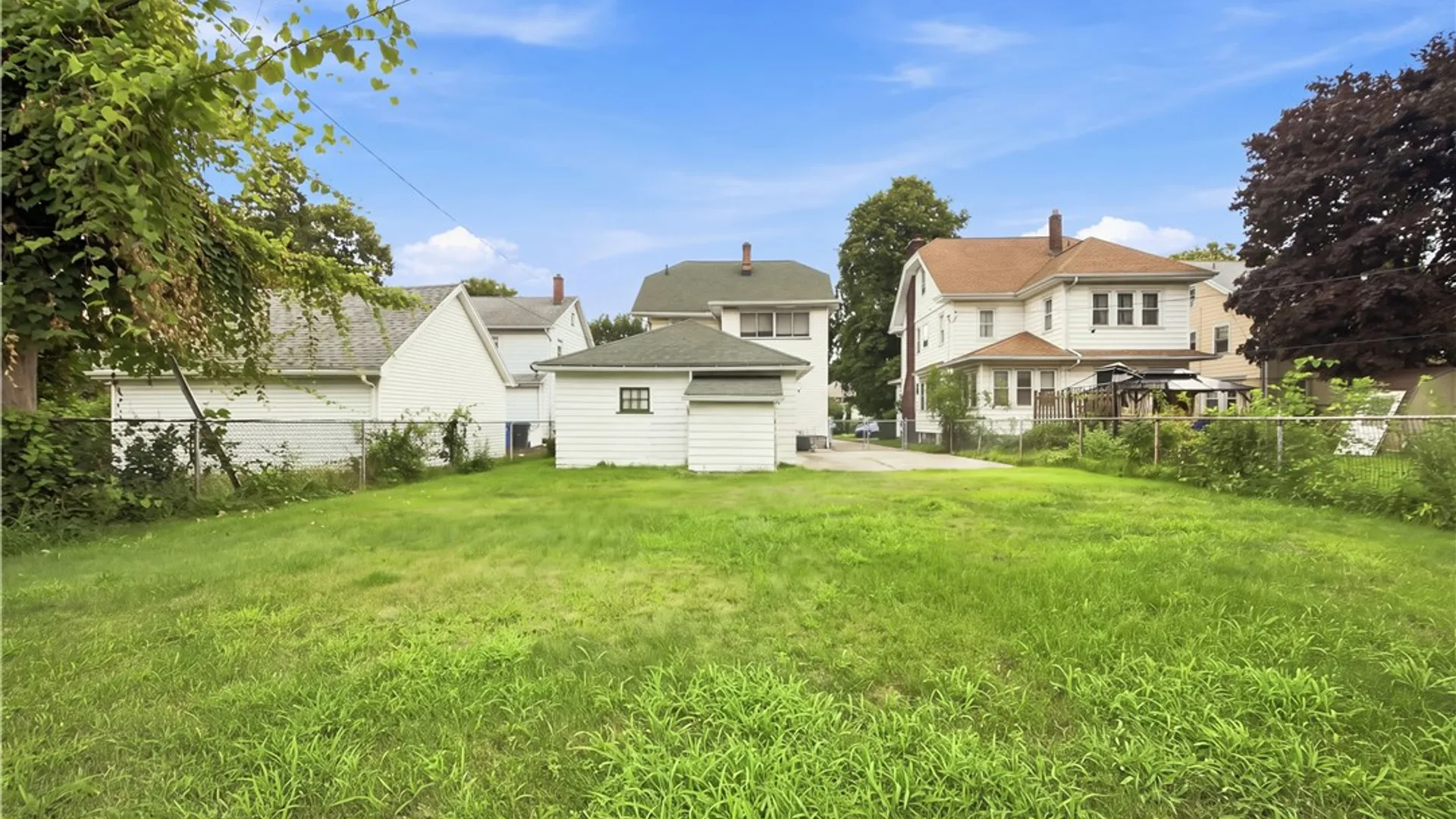 Property at 33 Alcazar Street, Rochester, NY 14621 23