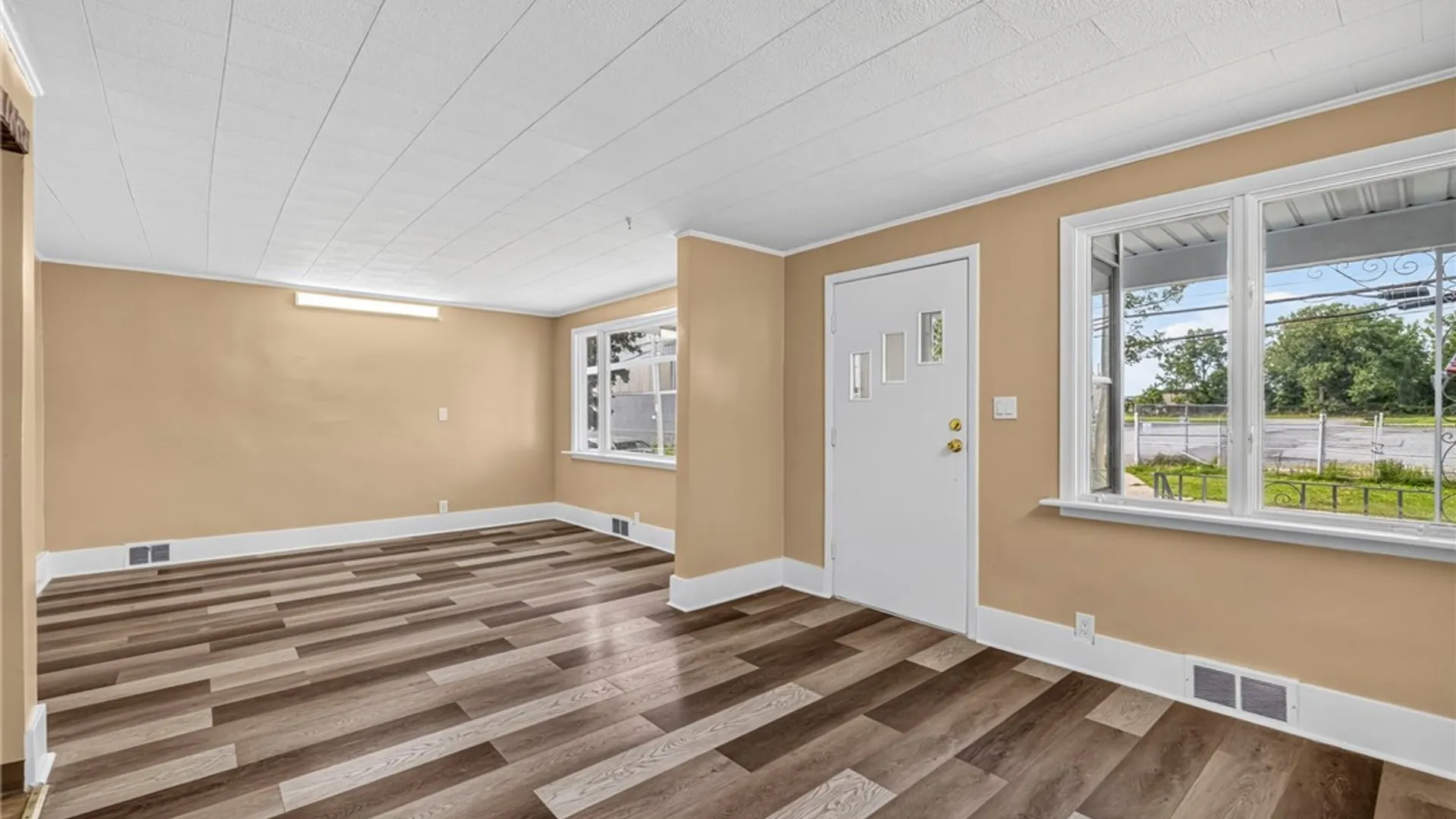 Property at 89 Stanley Street, Buffalo, NY 14206 9