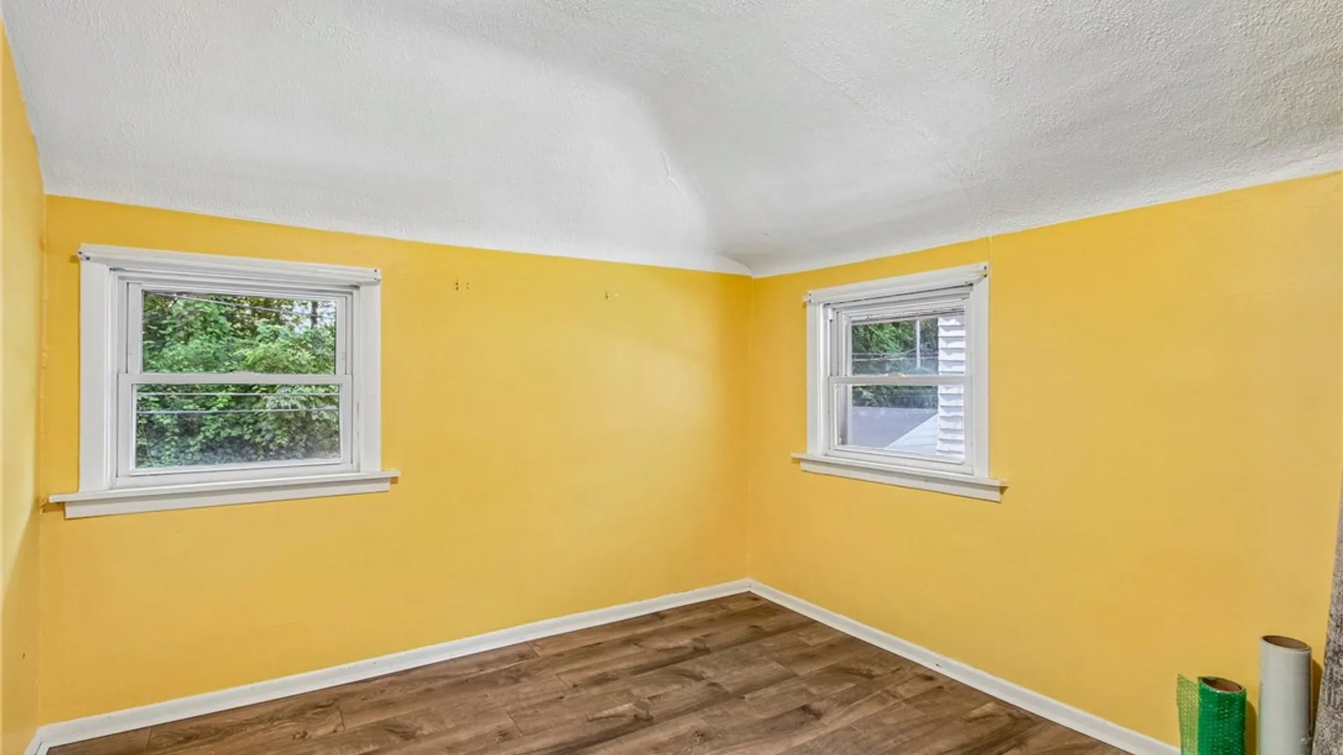 Property at 2363 Saint Paul Boulevard, Irondequoit, NY 14617 20