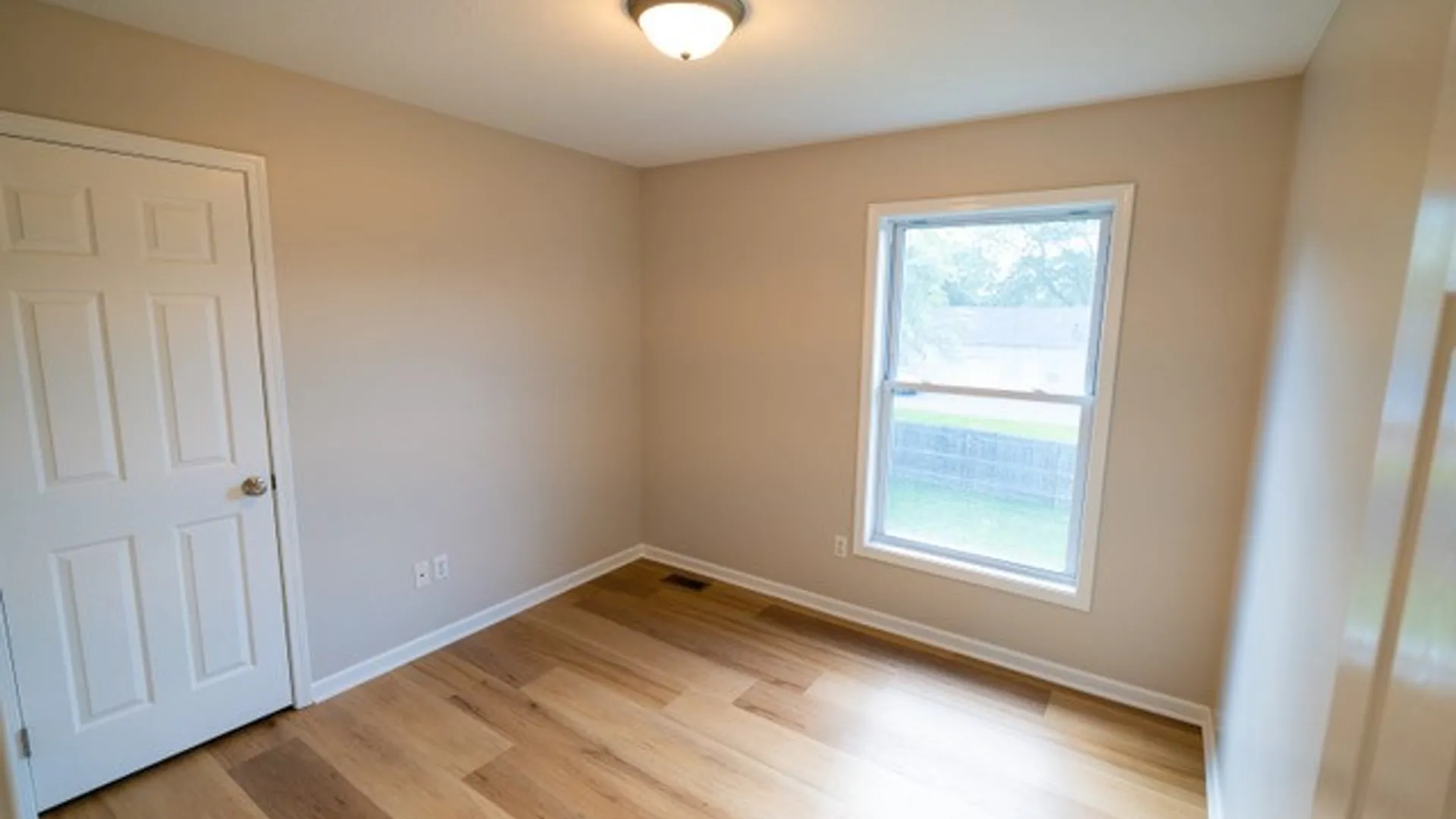 Property at 649 Kayloc Circle, Webster, NY 14580 18
