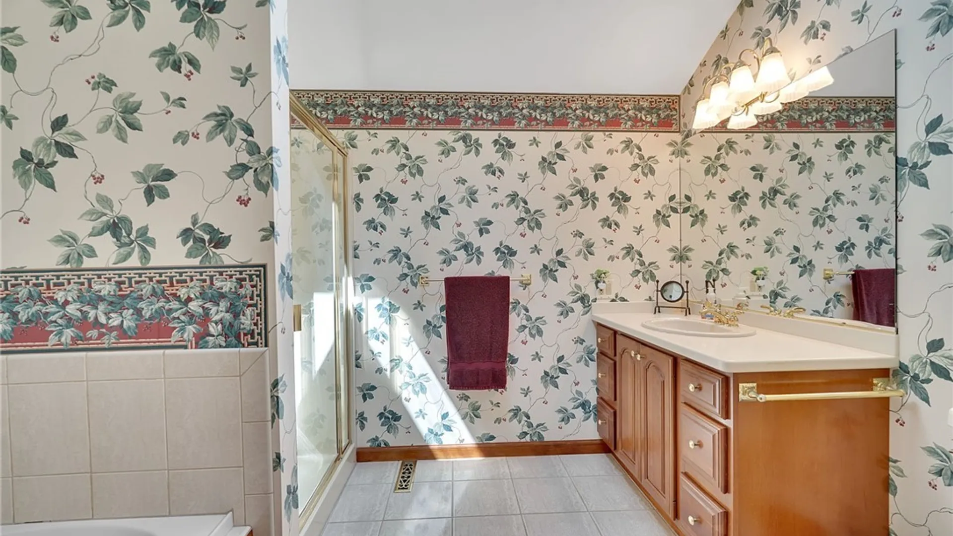 Property at 105 Tanglewood Drive, Orchard Park, NY 14127 38