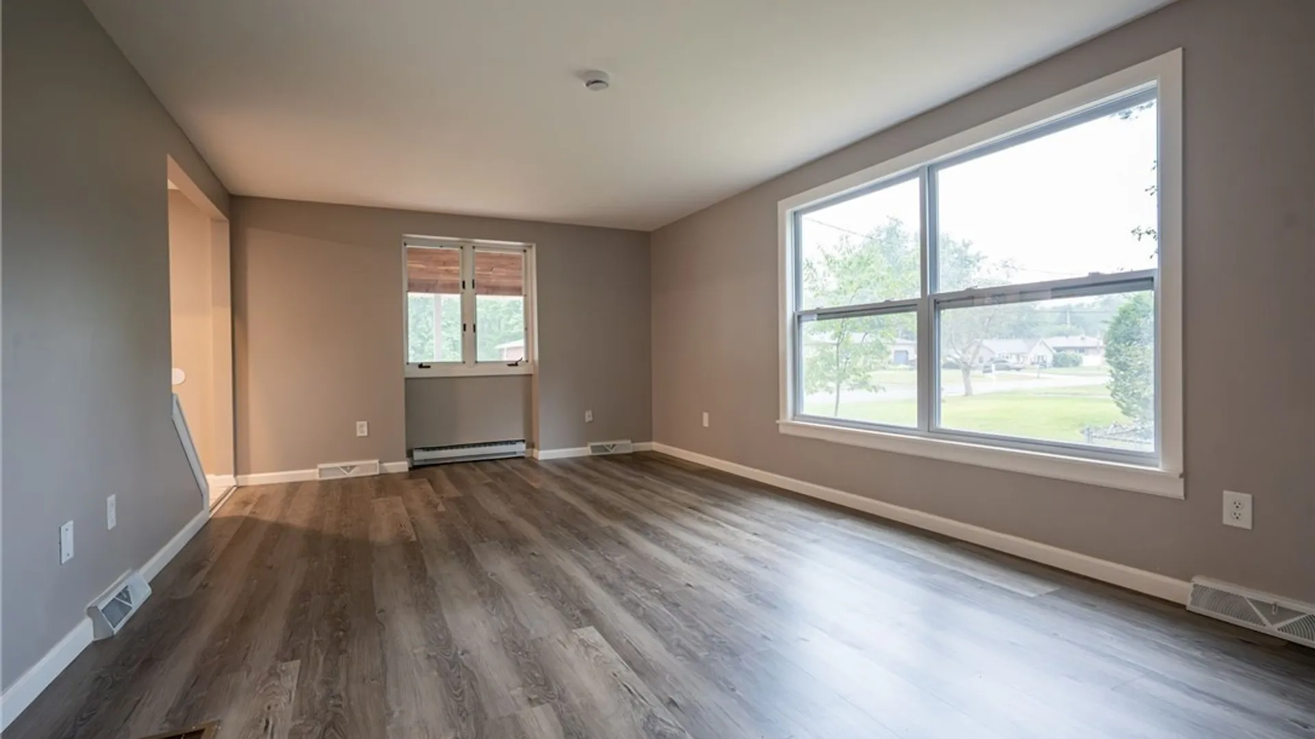 Property at 19 Schultz Road, Orchard Park, NY 14127 11