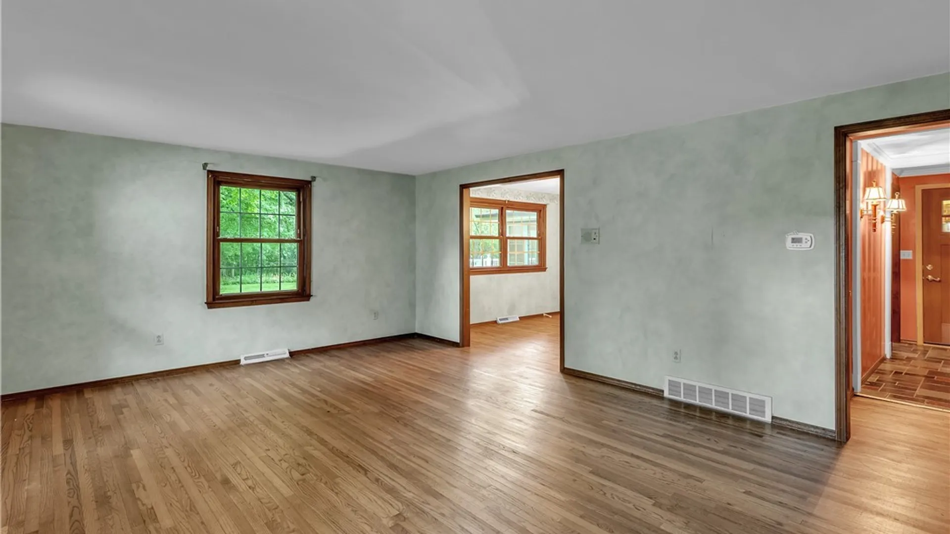 Property at 426 Hawthorne Place, Porter, NY 14174 15