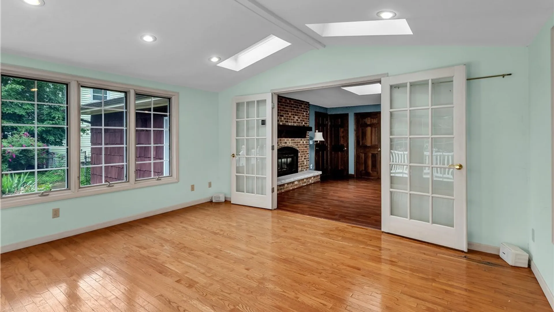 Property at 426 Hawthorne Place, Porter, NY 14174 30