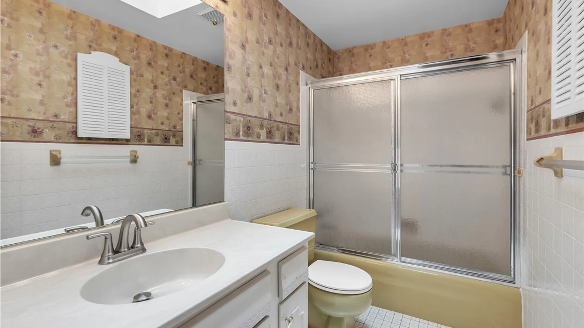Property at 426 Hawthorne Place, Porter, NY 14174 38