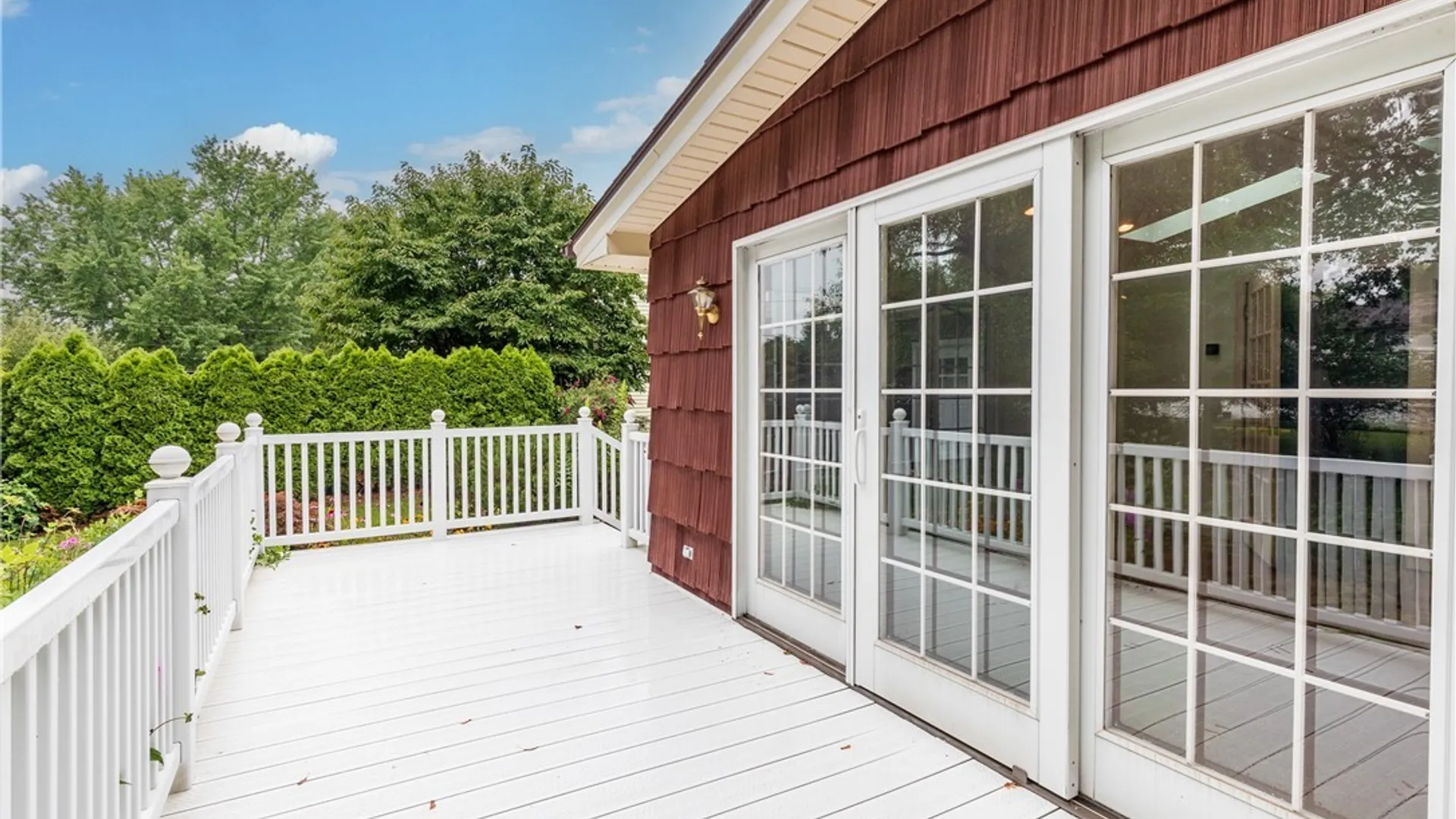 Property at 426 Hawthorne Place, Porter, NY 14174 7