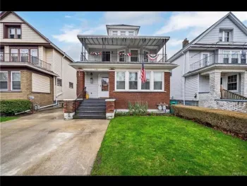 Property at 122 Stratford Road, Buffalo, NY 14216