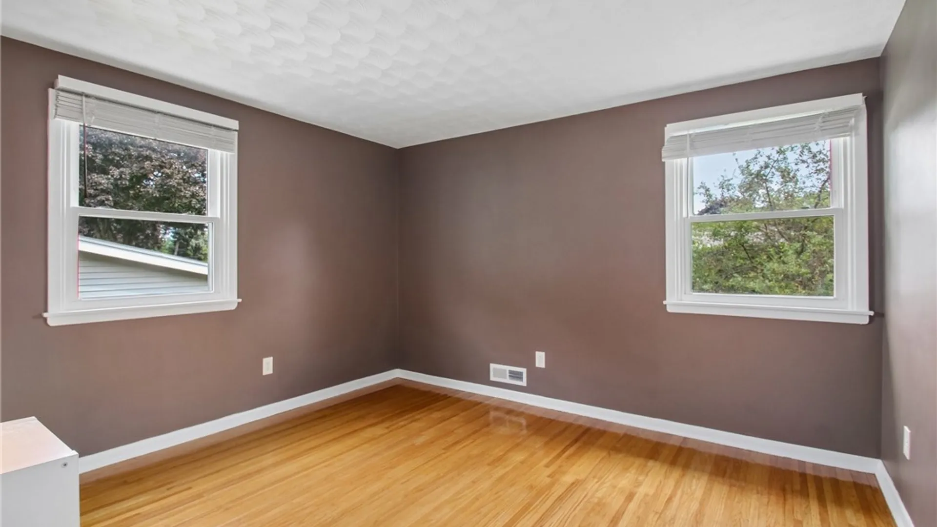 Property at 90 Bouckhart Avenue, Irondequoit, NY 14622 17