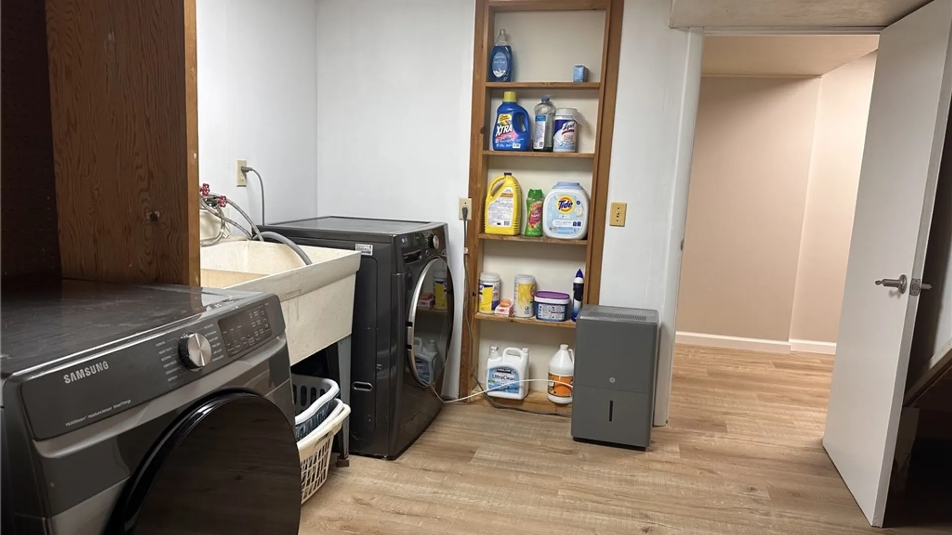 Property at 155 Kindlewood Lane, Irondequoit, NY 14617 25