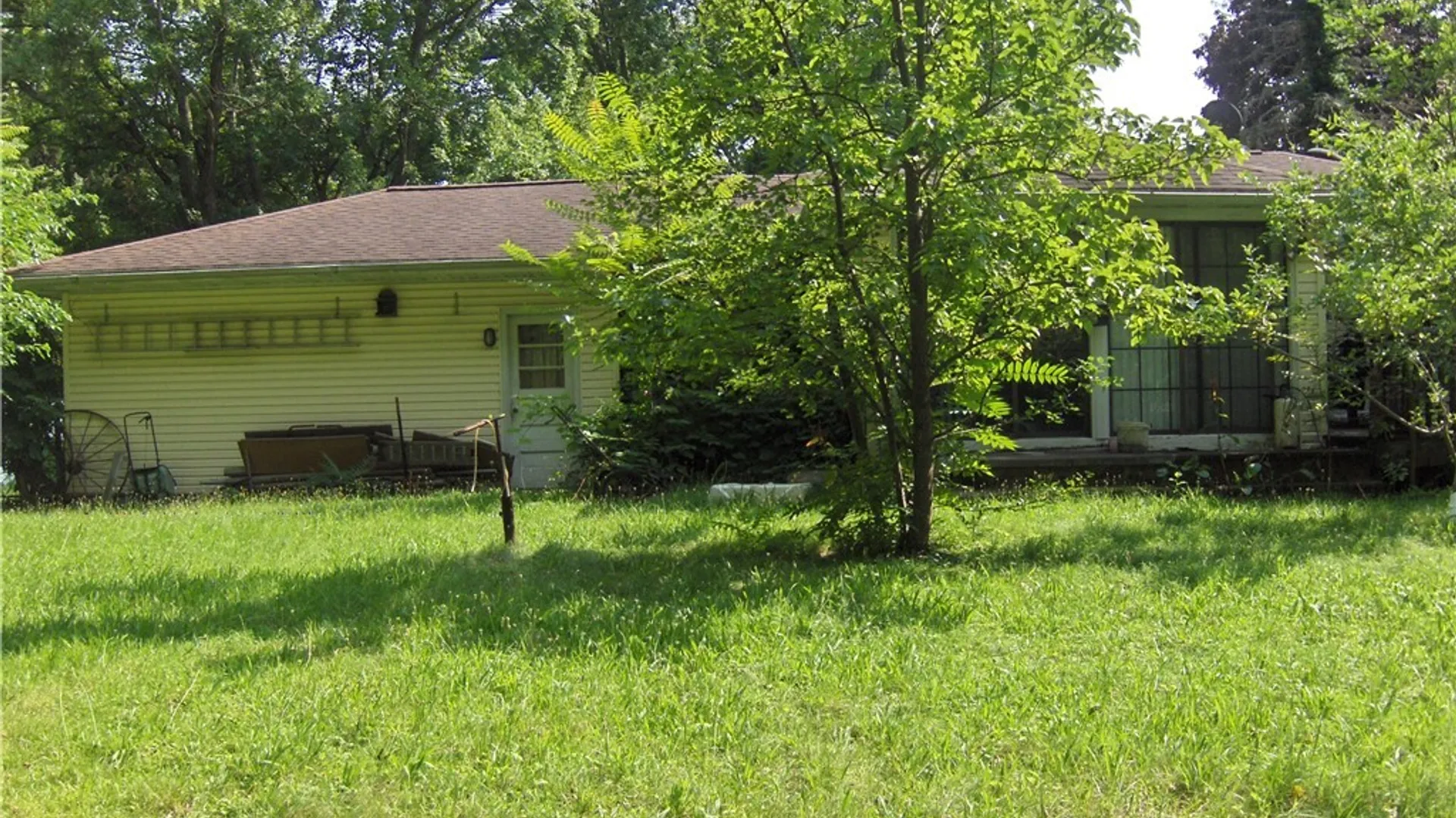 Property at 5 Maureen Drive, Chili, NY 14624 4