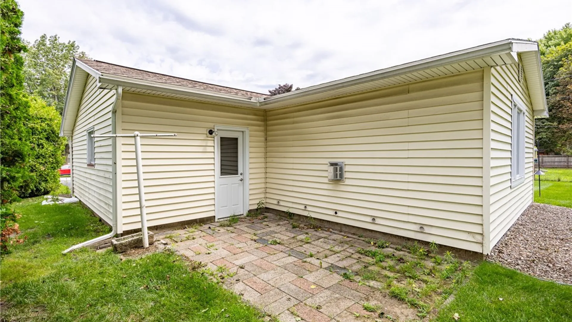 Property at 148 Carmas Drive, Greece, NY 14626 34