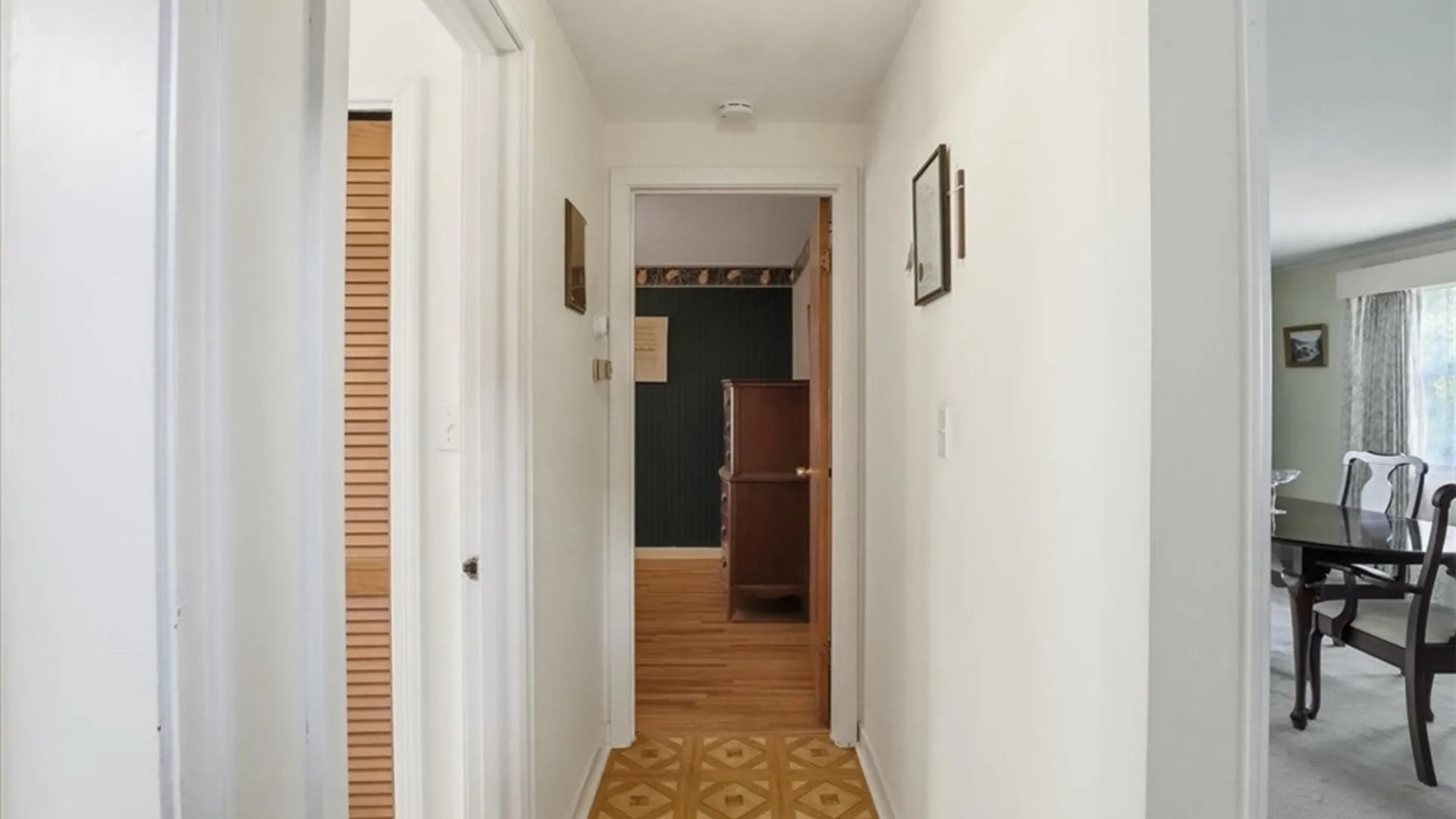 Property at 139 Euclid Avenue, Hamburg, NY 14075 12