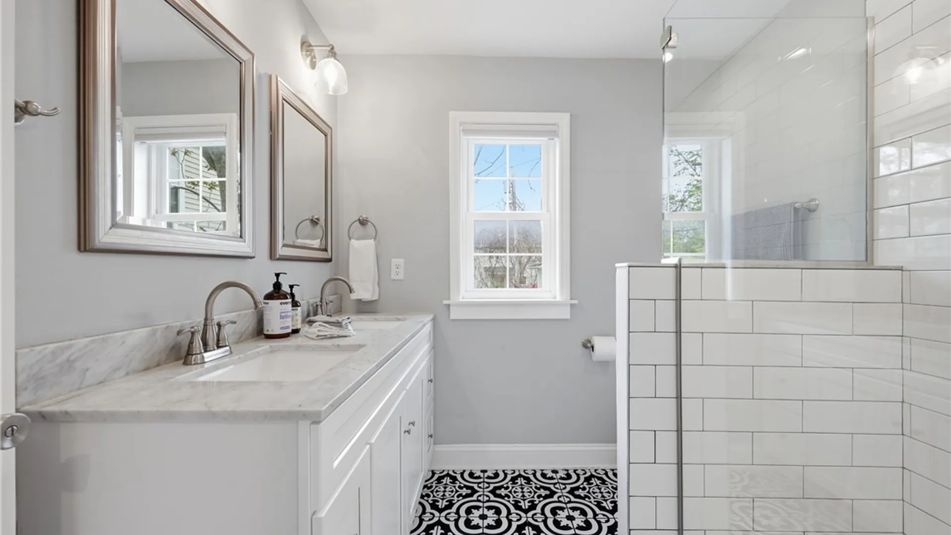 Property at 235 Whitney Place, Buffalo, NY 14201 11