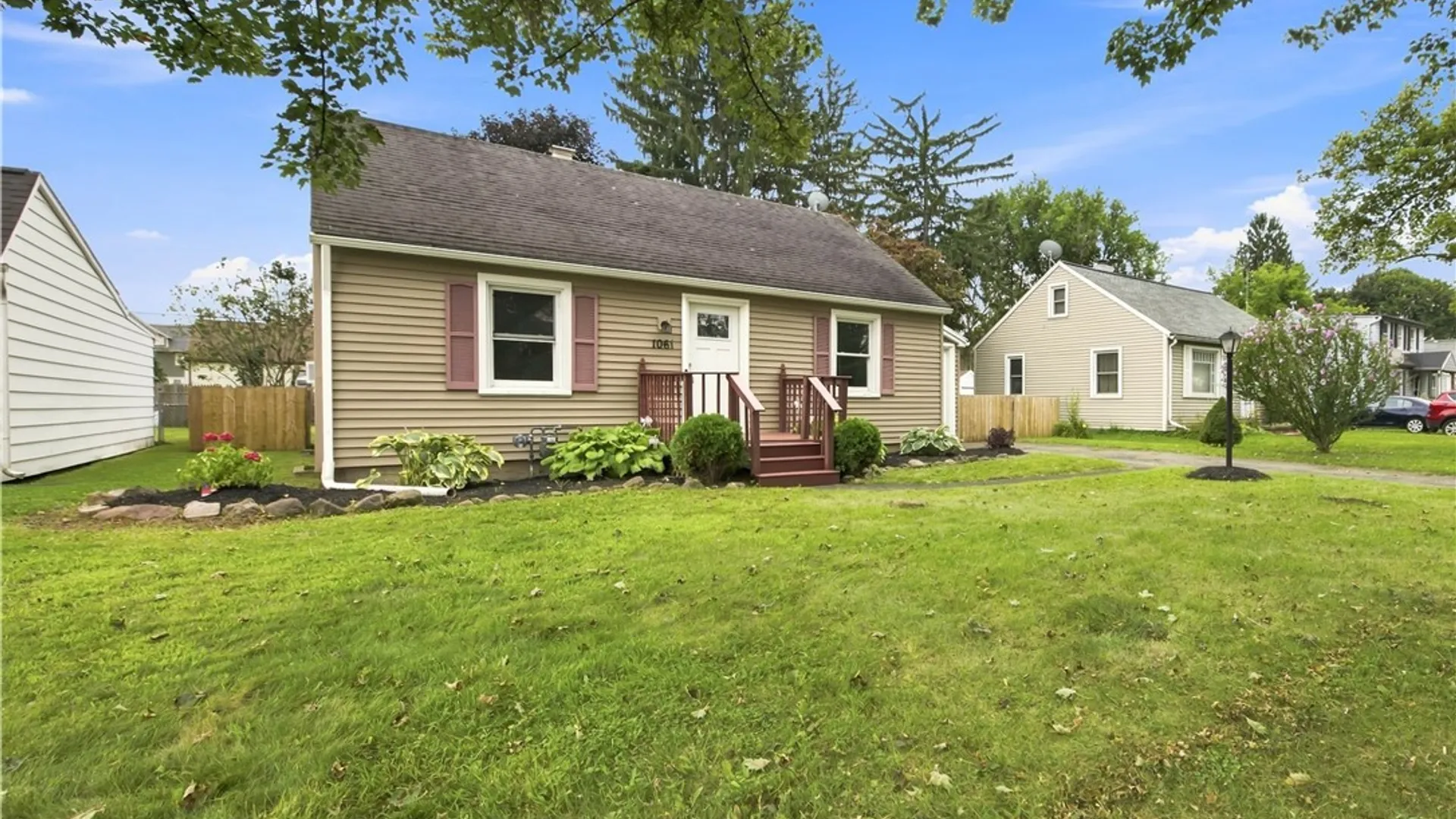Property at 1061 Whitlock Road, Irondequoit, NY 14609 3