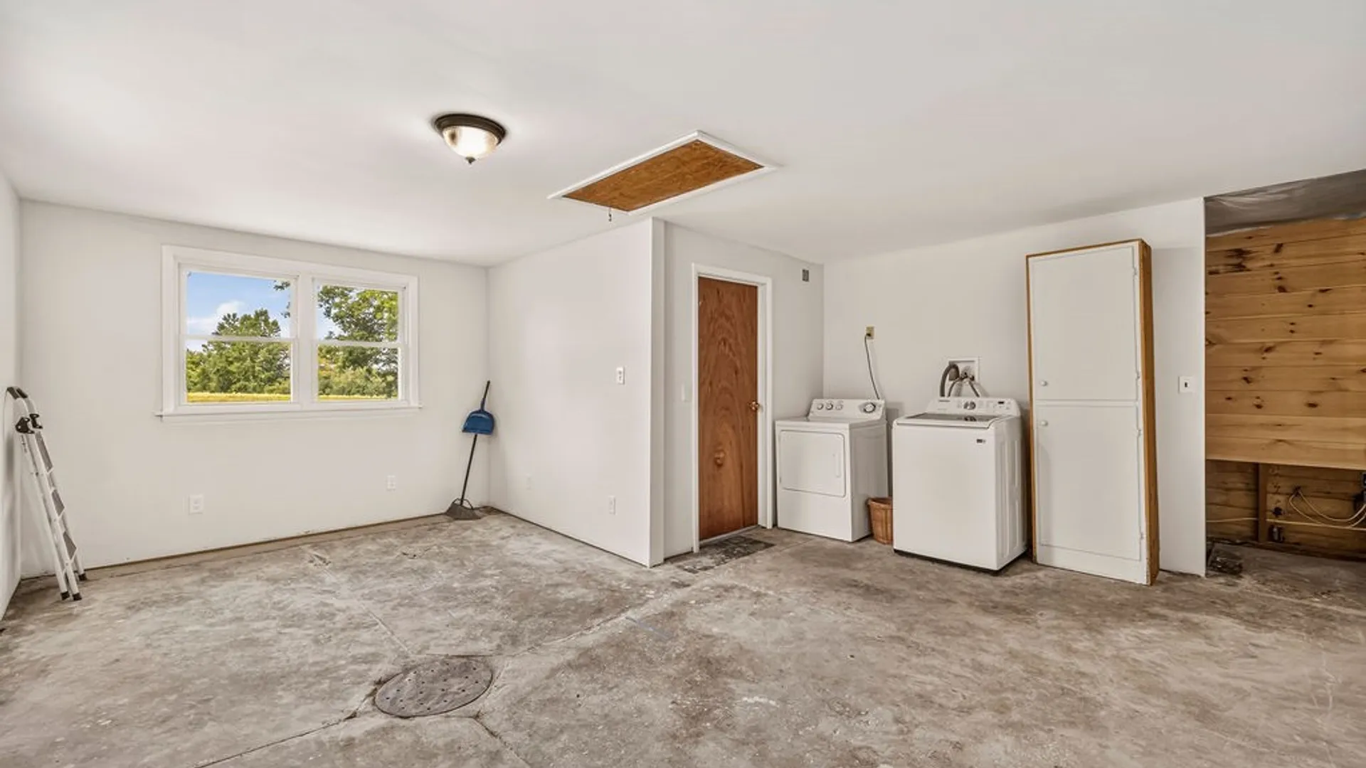 Property at 5871 Dewhirst Road, Royalton, NY 14067 25