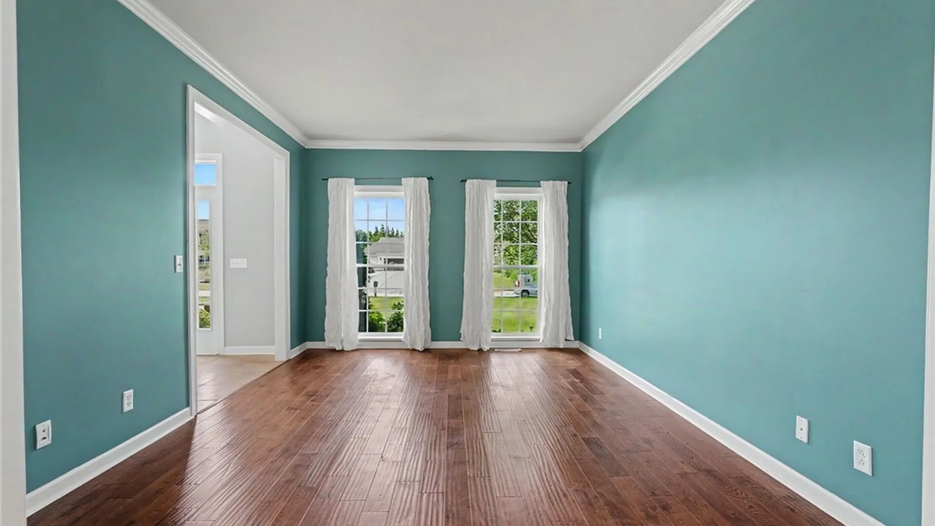 Property at 52 Graystone Lane, Orchard Park, NY 14127 20