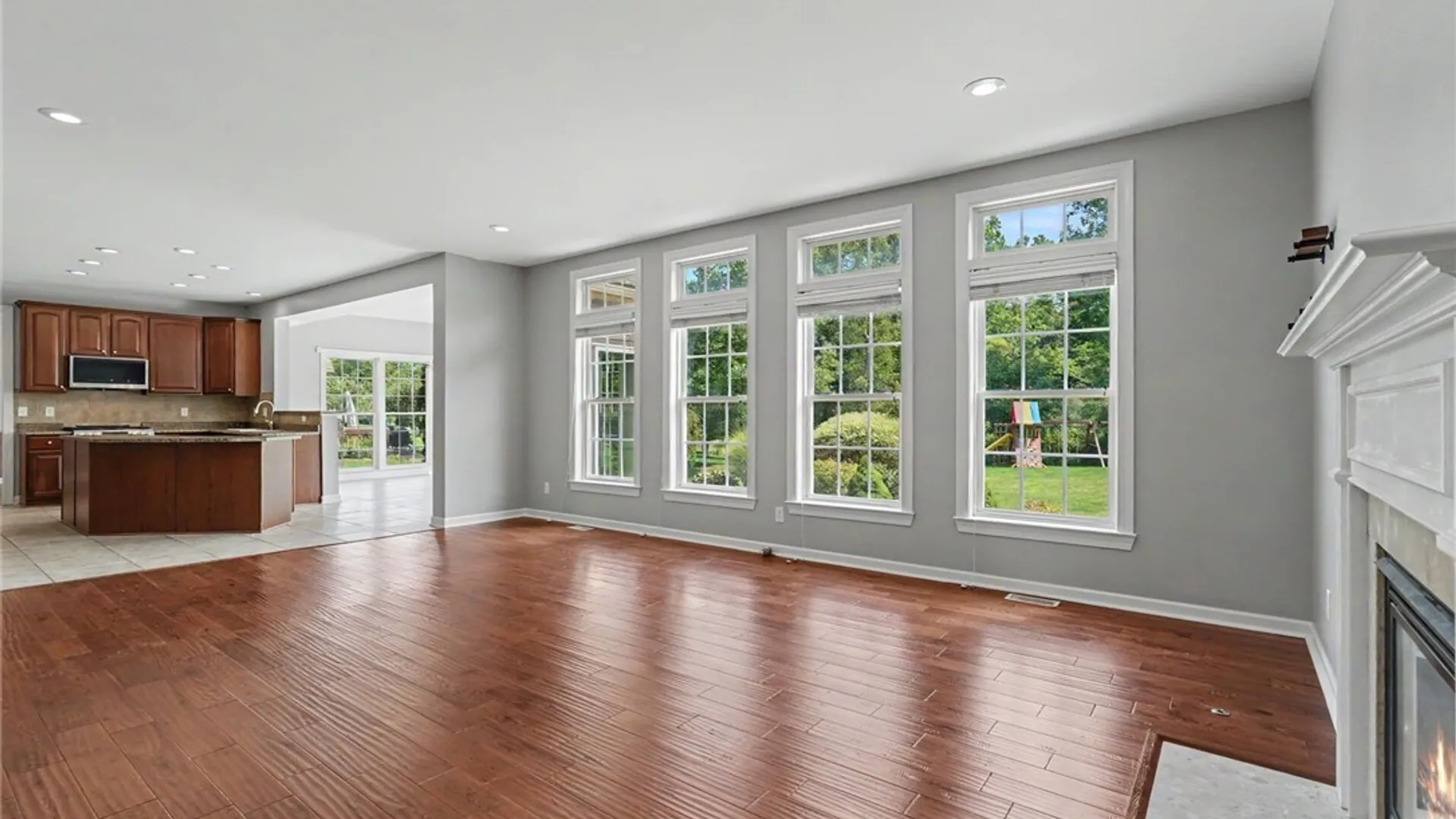 Property at 52 Graystone Lane, Orchard Park, NY 14127 8