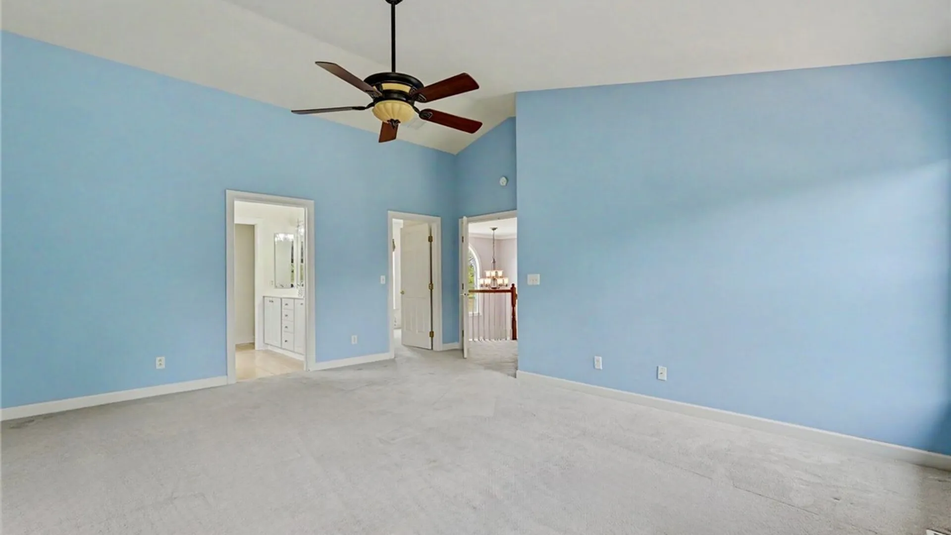 Property at 52 Graystone Lane, Orchard Park, NY 14127 24
