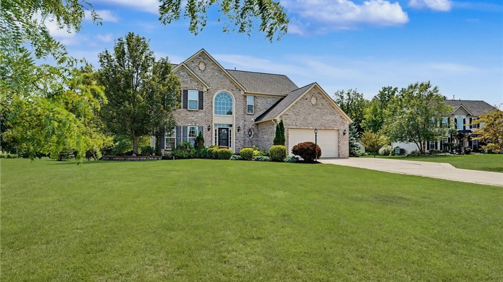 Property at 52 Graystone Lane, Orchard Park, NY 14127 46