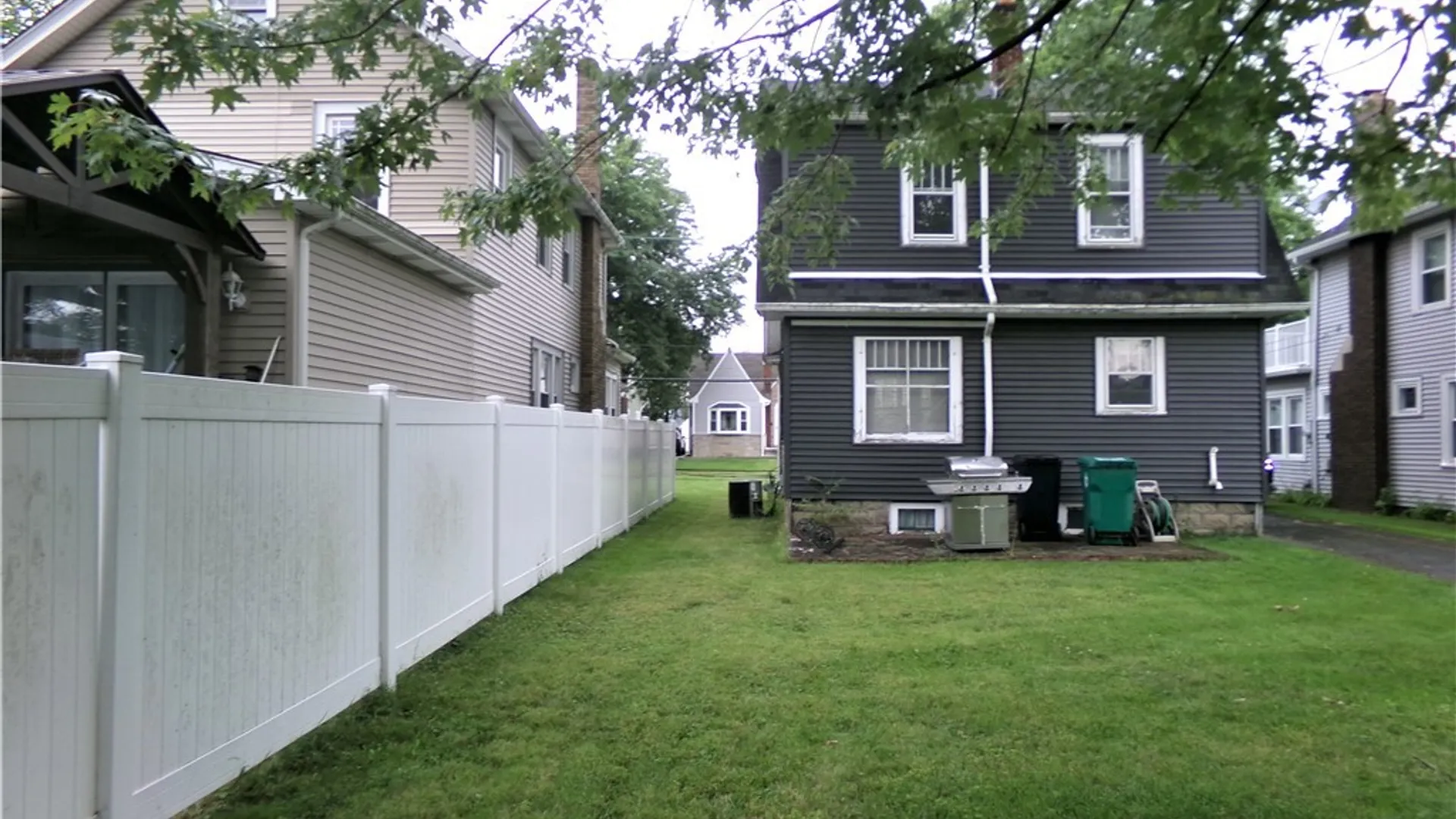 Property at 4017 Deveaux Street, Niagara Falls, NY 14305 5