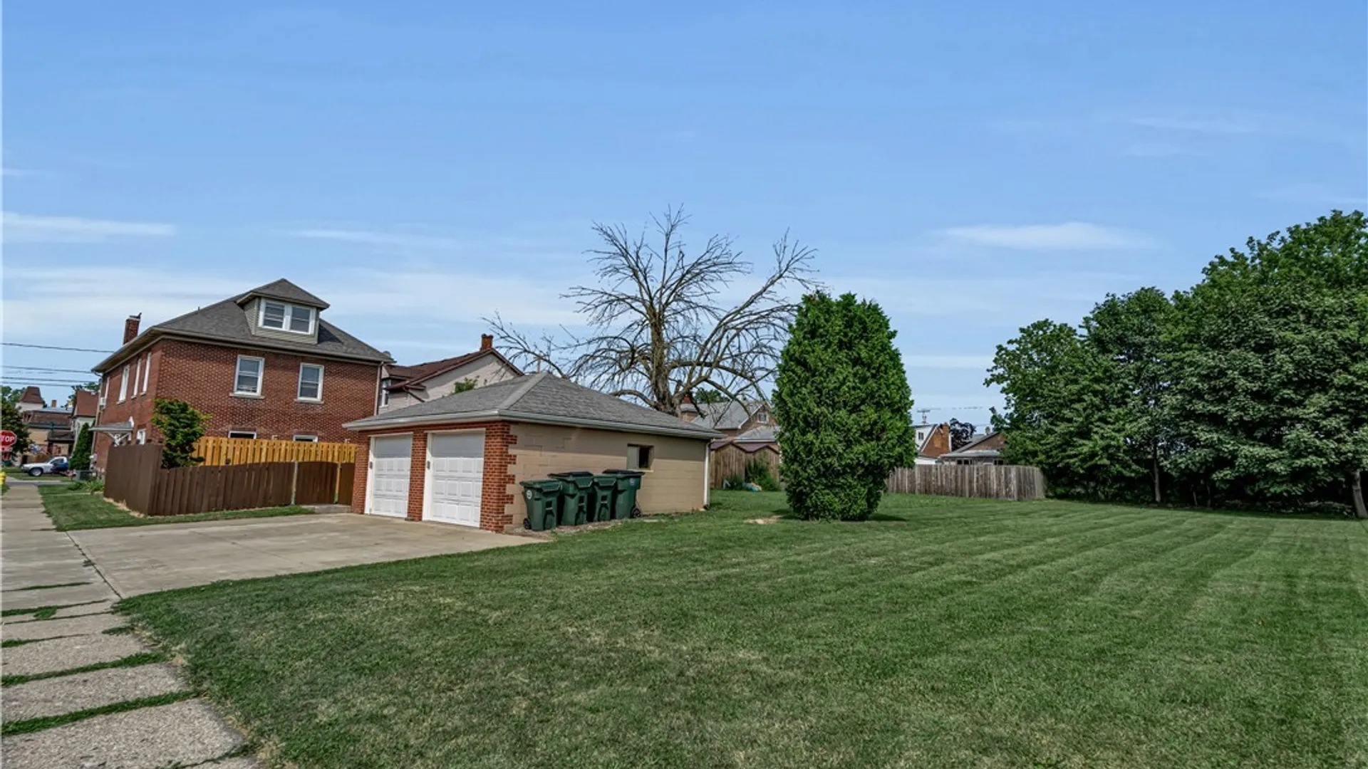 Property at 39 Laverack Ave, Lancaster, NY 14043 10