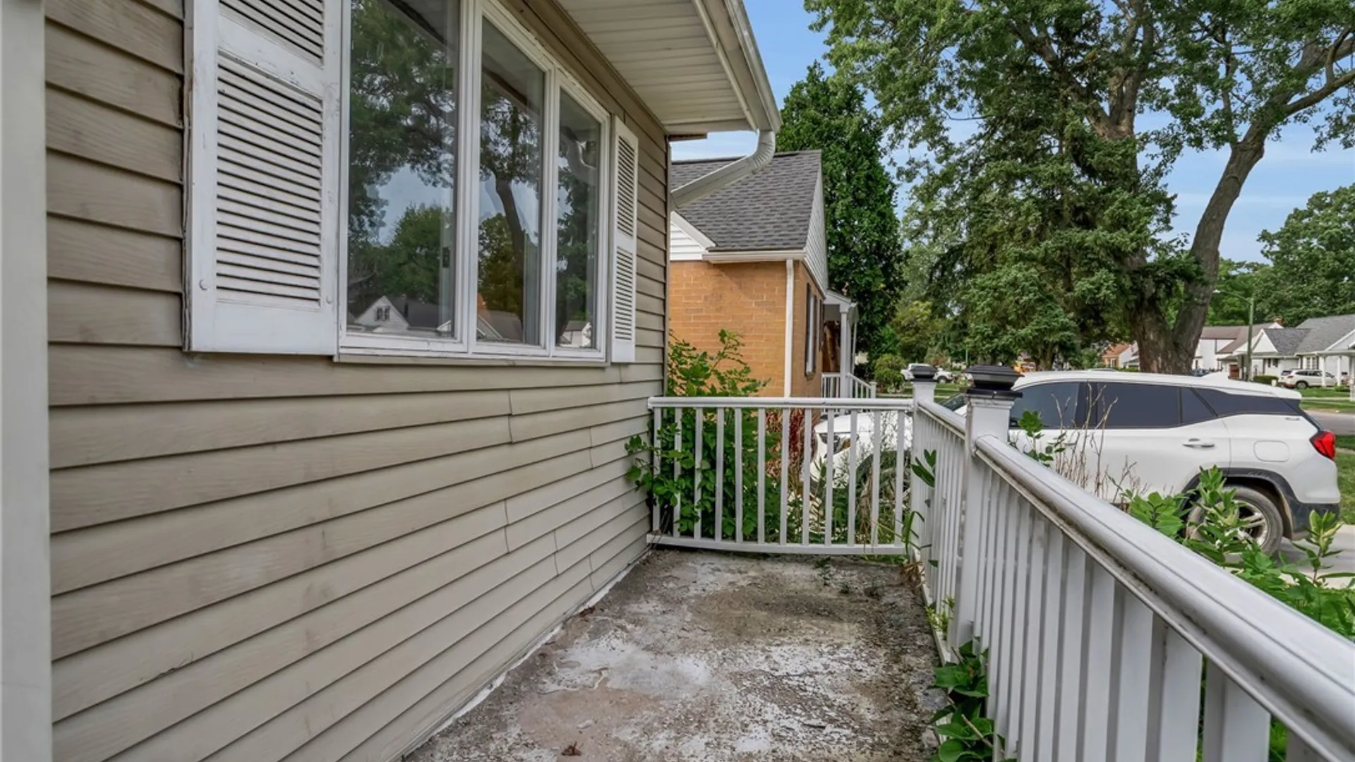 Property at 16 Woodridge Avenue, Cheektowaga, NY 14225 43