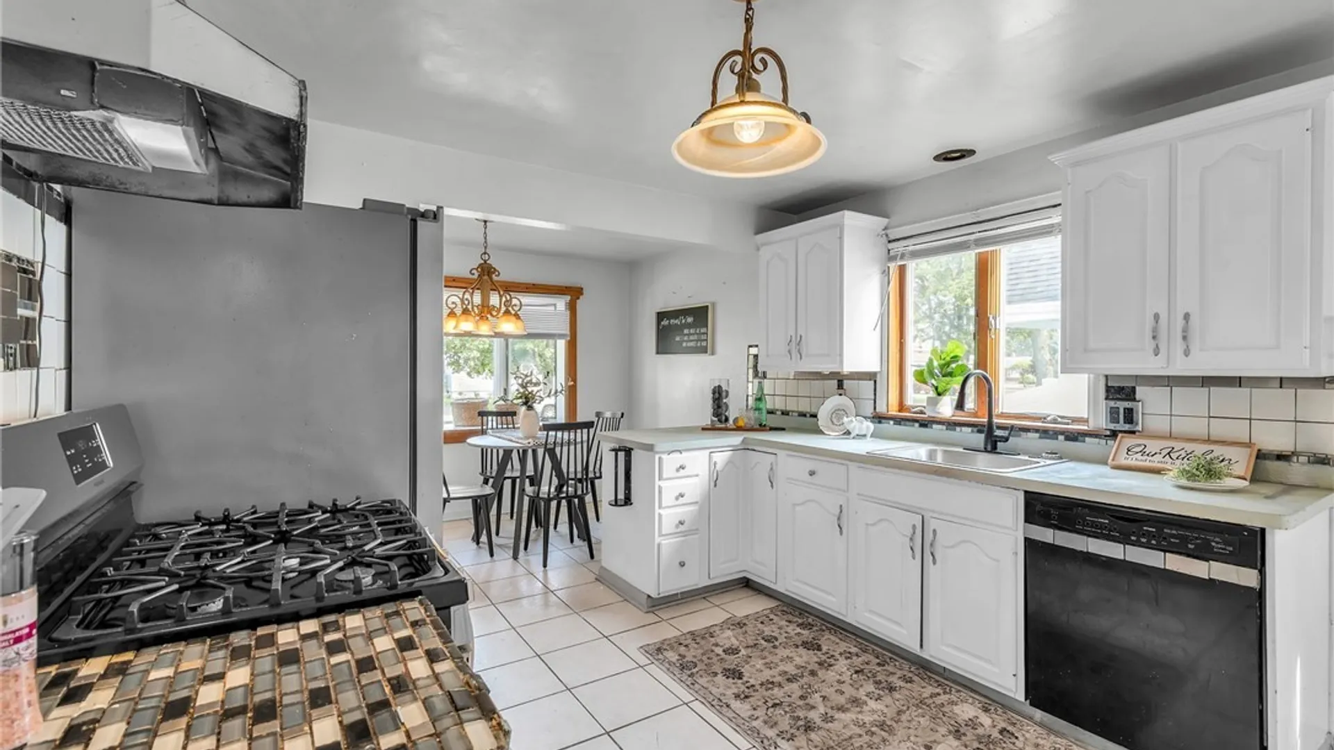 Property at 16 Woodridge Avenue, Cheektowaga, NY 14225 6