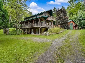Property at 12358 Pine Vly, Holland, NY 14080