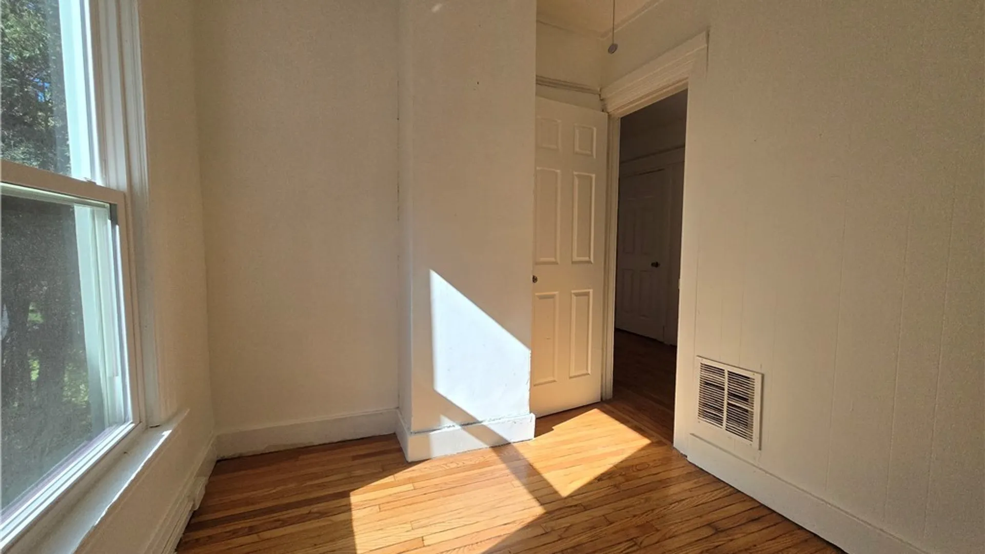 Property at 147 Coolidge Avenue, Syracuse, NY 13204 35