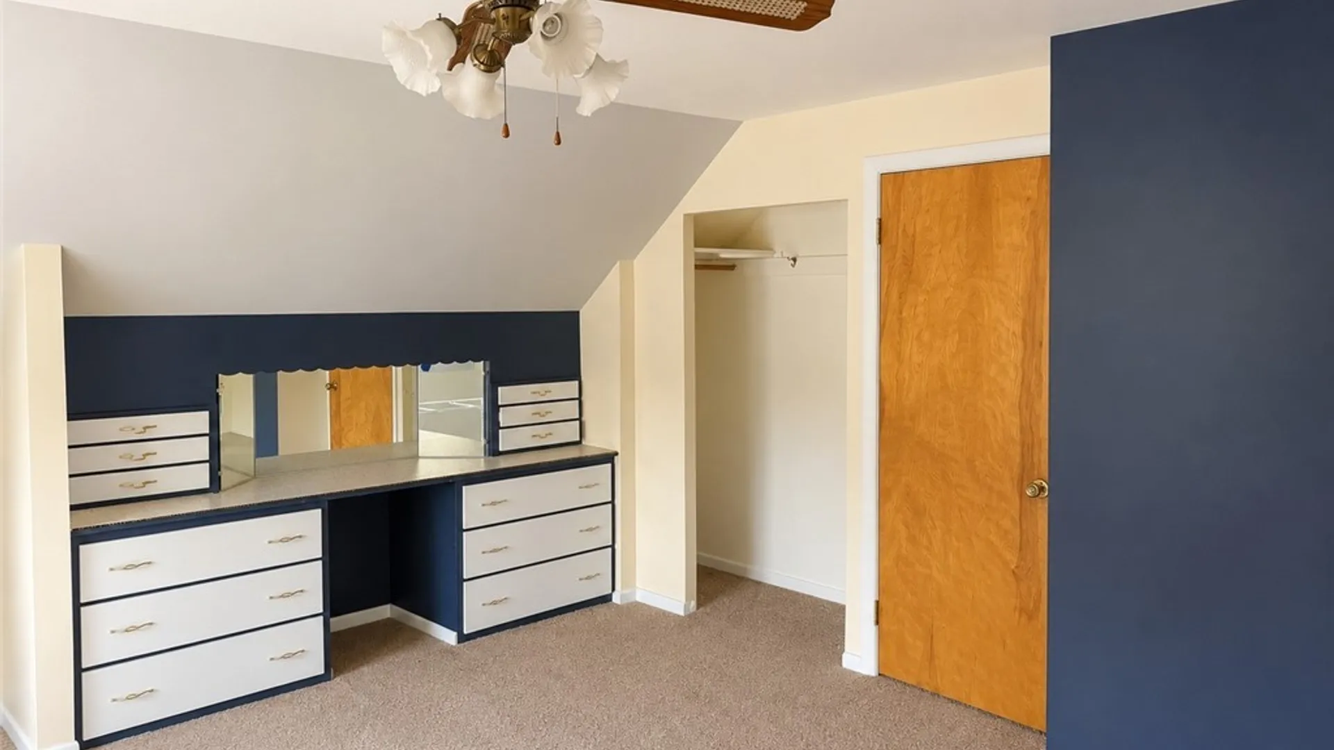 Property at 103 Maryon Drive, West Seneca, NY 14220 13