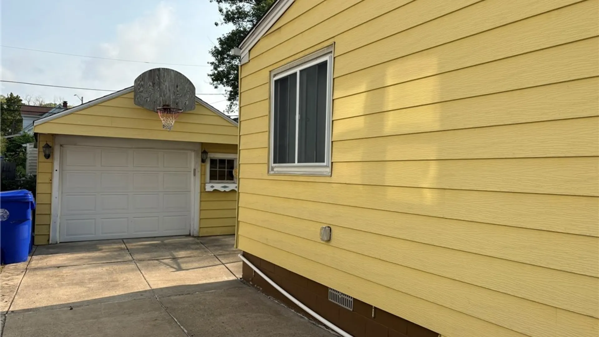 Property at 103 Maryon Drive, West Seneca, NY 14220 21