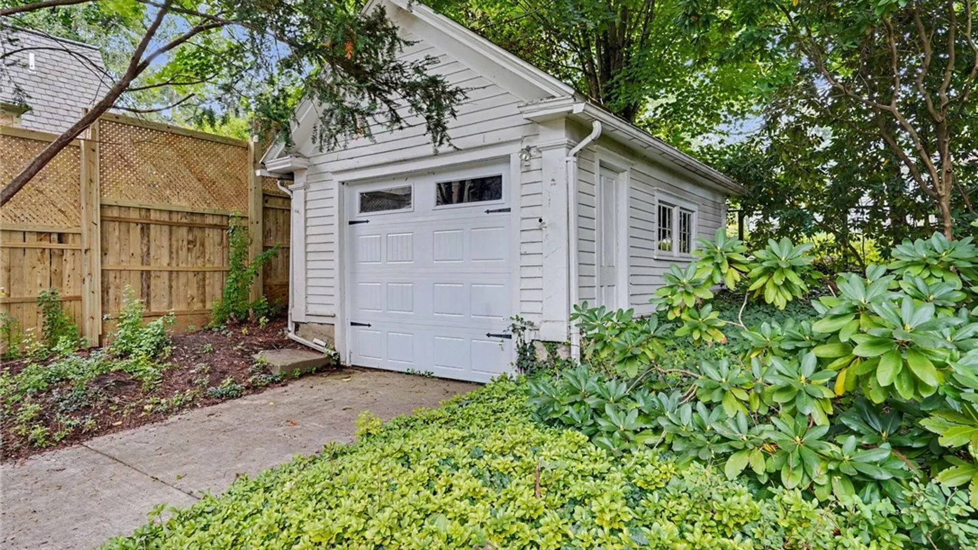 Property at 518 Lakeview Avenue, Jamestown, NY 14701 9