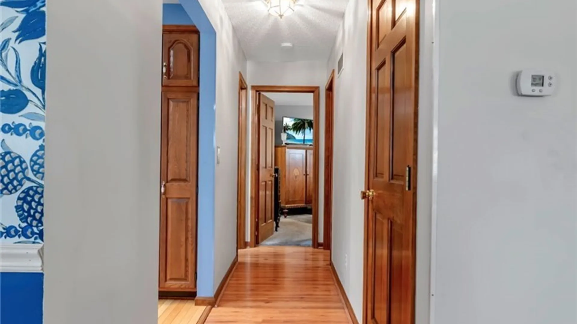 Property at 6025 Quaker Hollow Crescent, Orchard Park, NY 14127 15