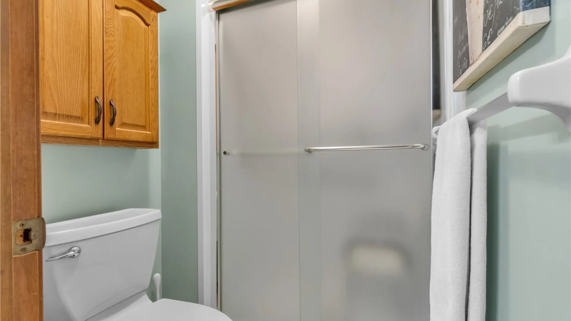 Property at 6025 Quaker Hollow Crescent, Orchard Park, NY 14127 37