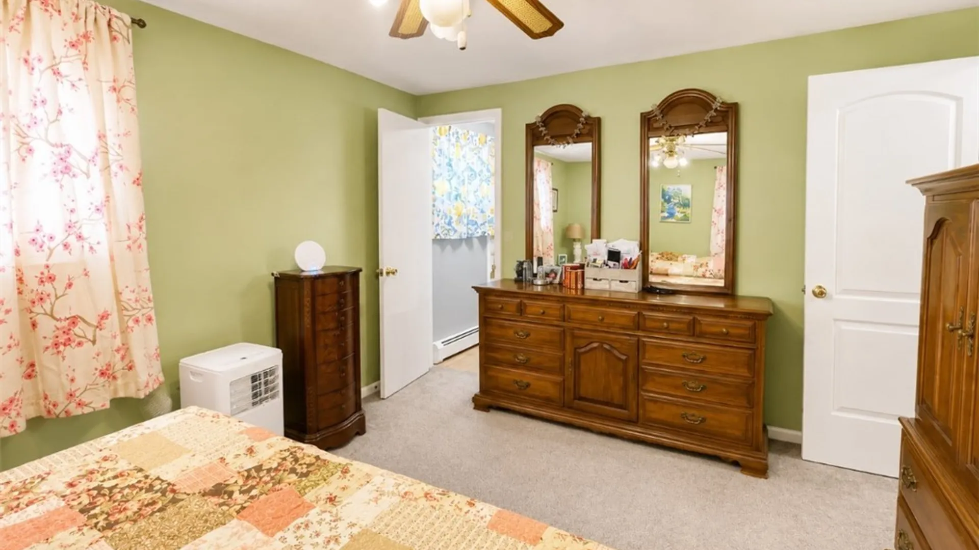 Property at 53 Fieldcrest Court, West Seneca, NY 14224 16