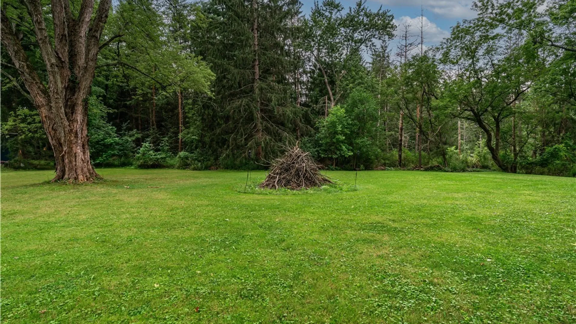 Property at 4402 Two Rod Road, Wales, NY 14052 33