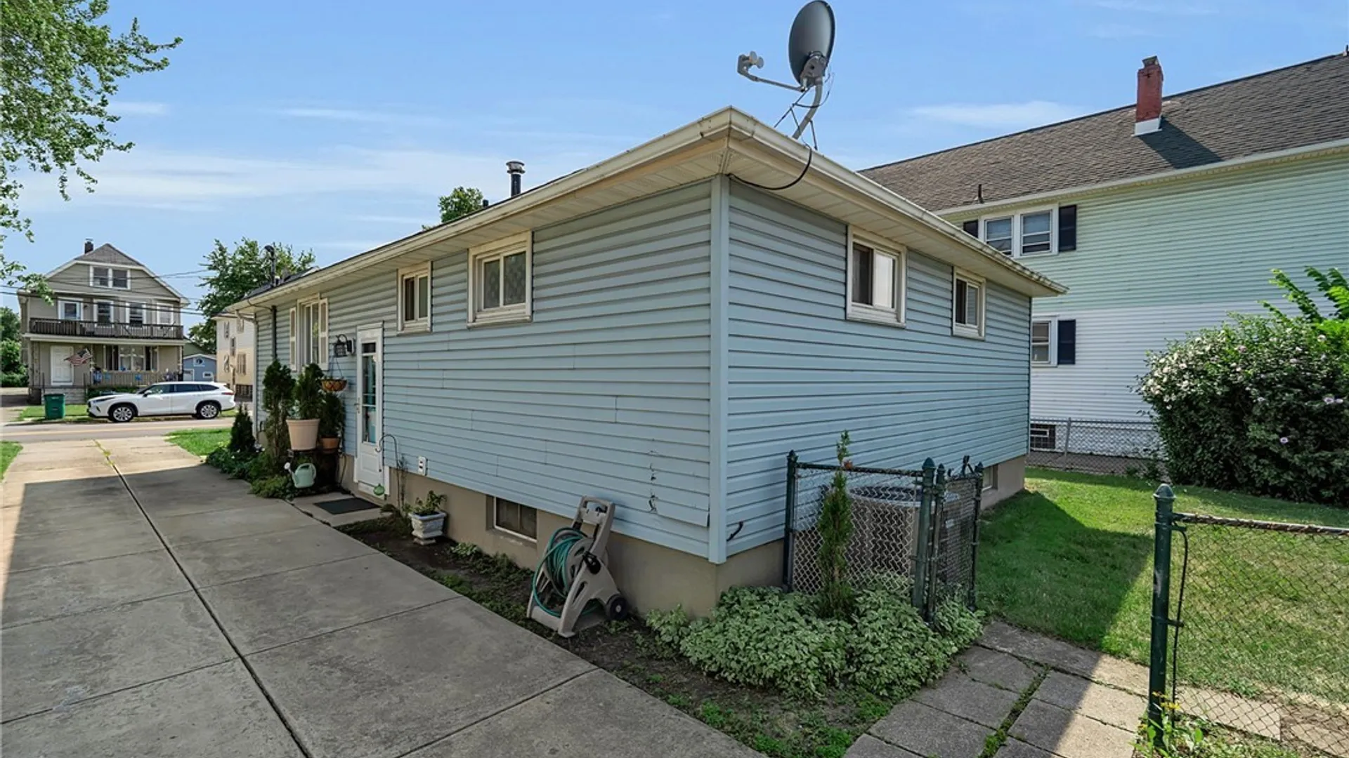 Property at 750 Tifft Street, Buffalo, NY 14220 4