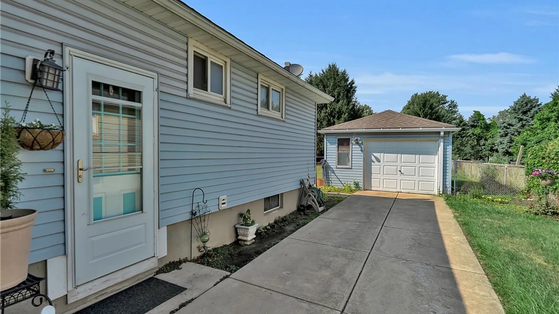 Property at 750 Tifft Street, Buffalo, NY 14220 5