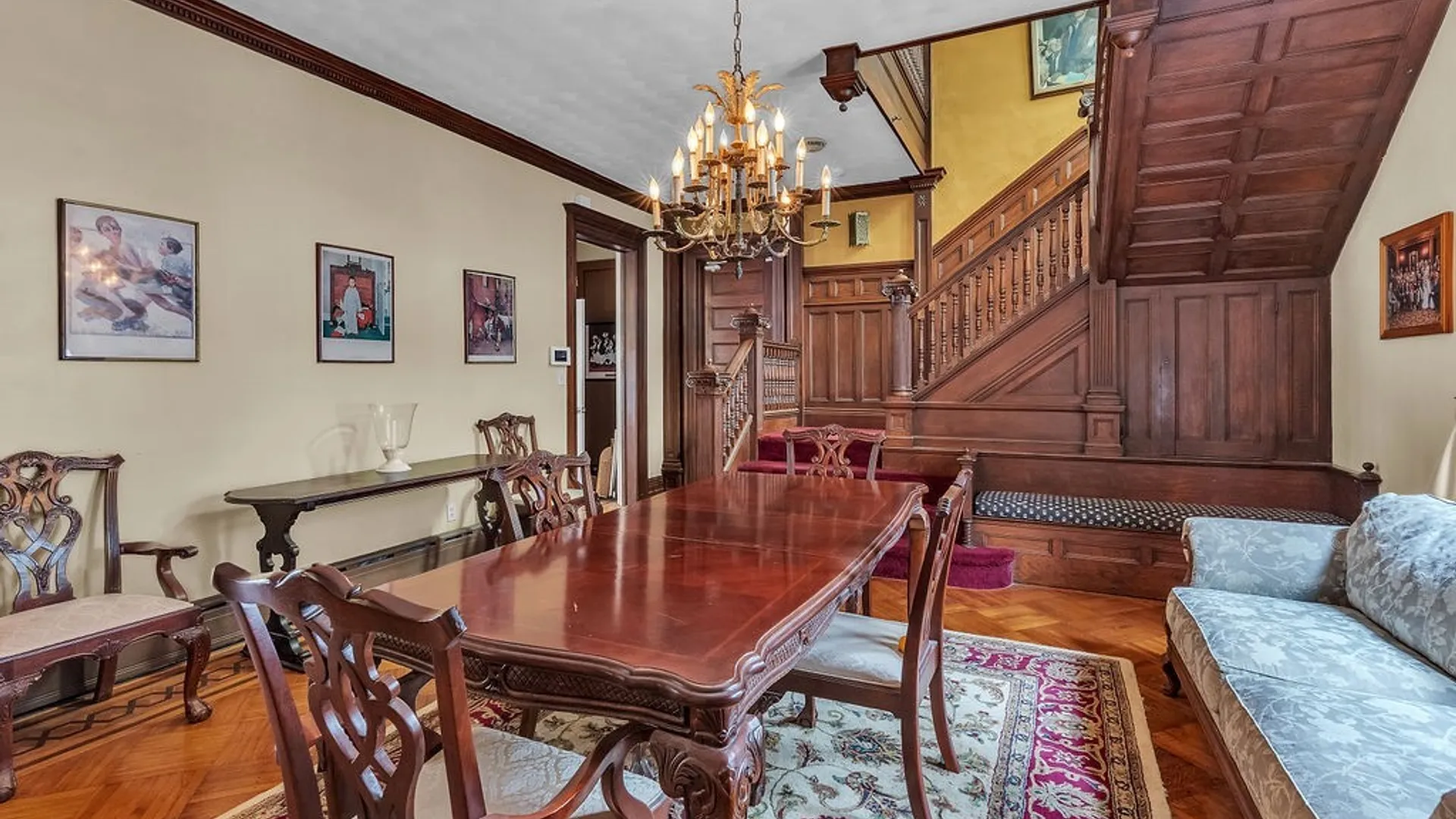 Property at 720 Columbus Parkway, Buffalo, NY 14213 8