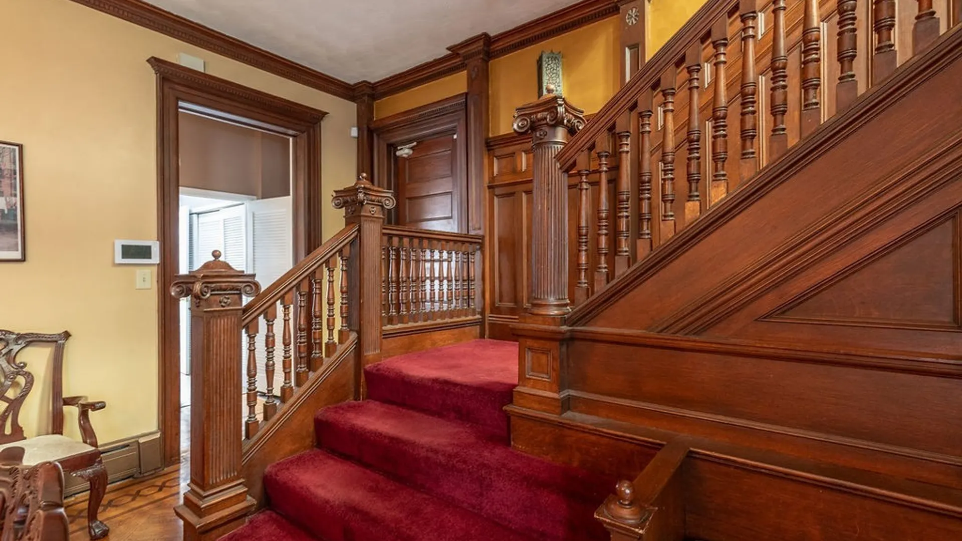 Property at 720 Columbus Parkway, Buffalo, NY 14213 15