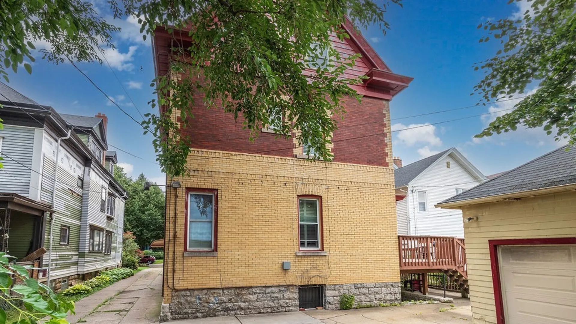 Property at 720 Columbus Parkway, Buffalo, NY 14213 41