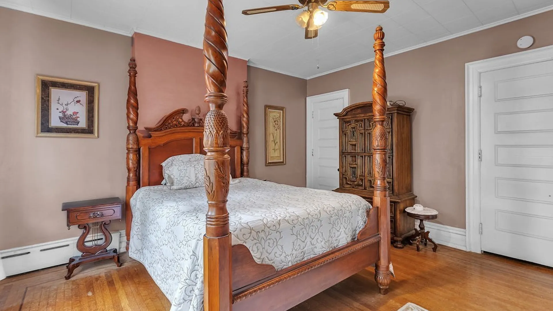 Property at 720 Columbus Parkway, Buffalo, NY 14213 26