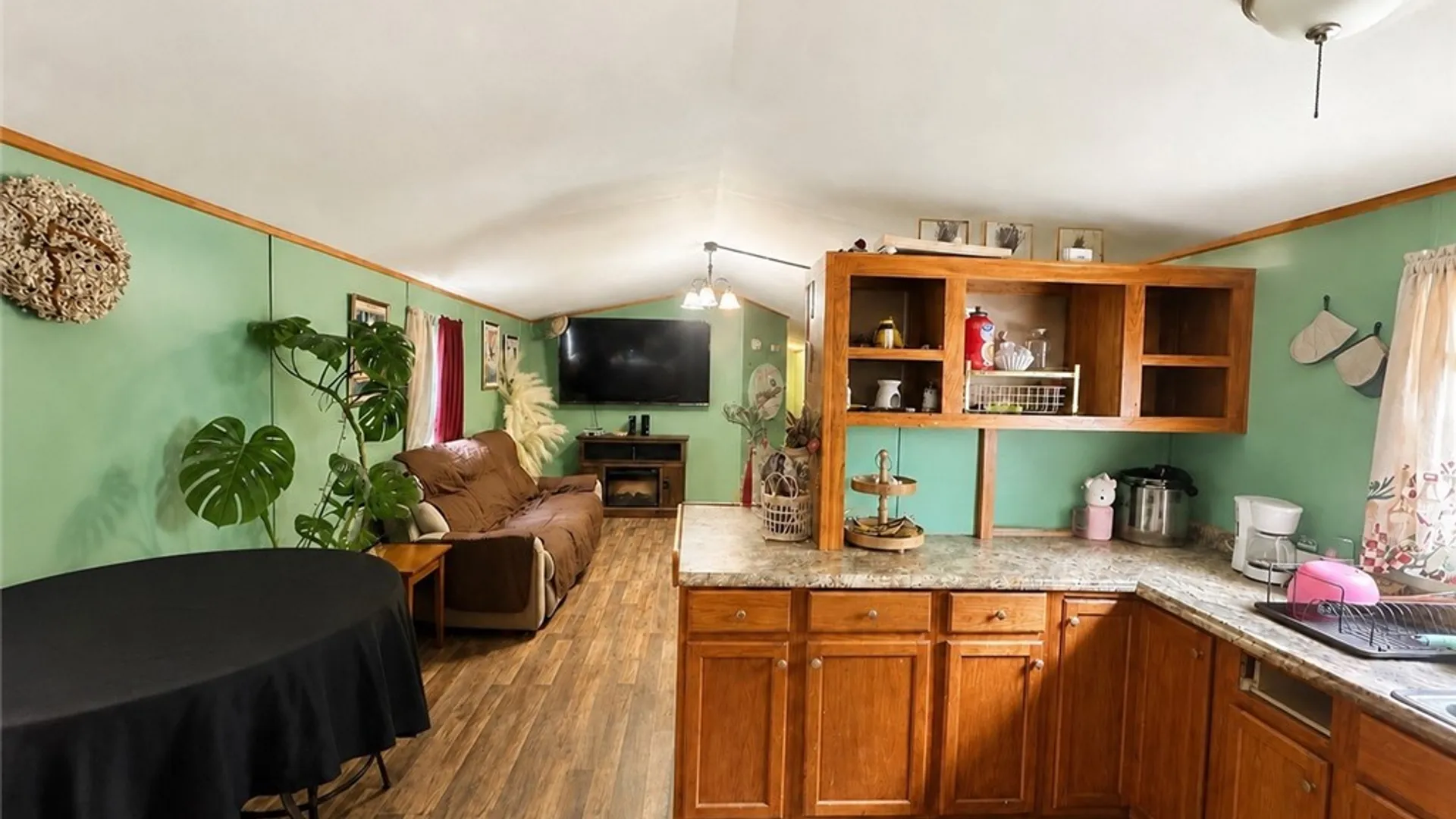 Property at 108 Vienna, Arcadia, NY 14513 4