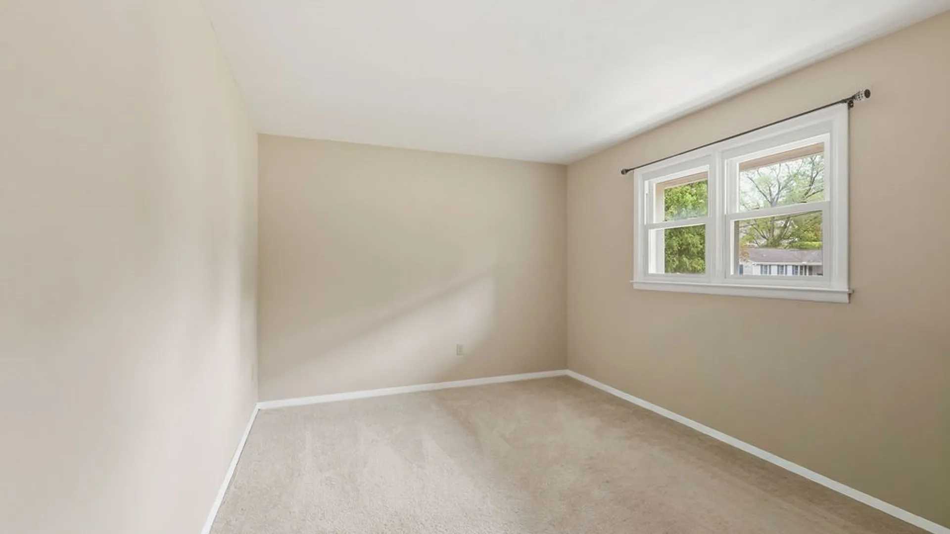 Property at 115 Saybrook Lane, DeWitt, NY 13214 25